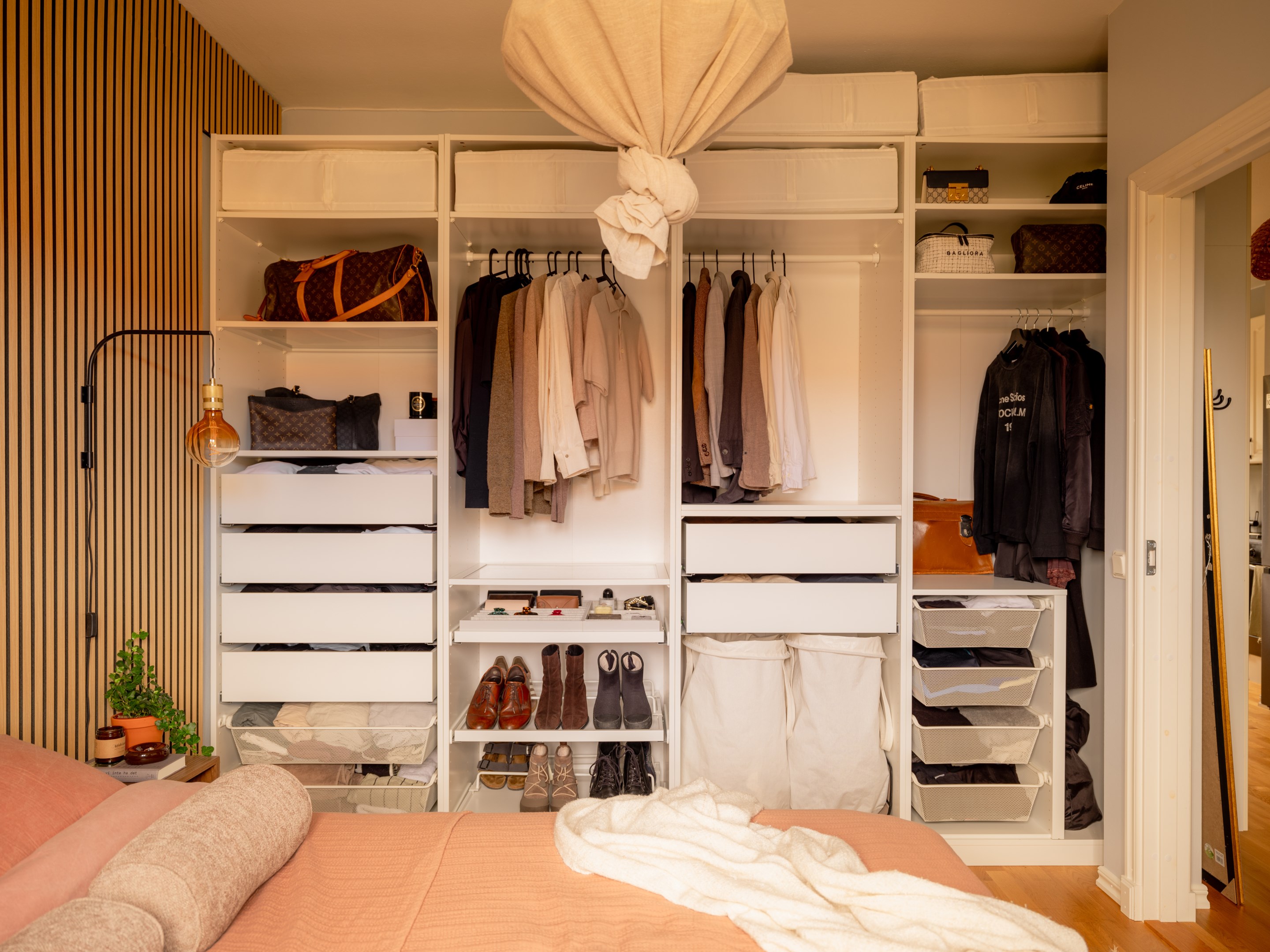 Bostadsbild från Sparbanksvägen 44, Såld i Hägerstensåsen, Stockholm