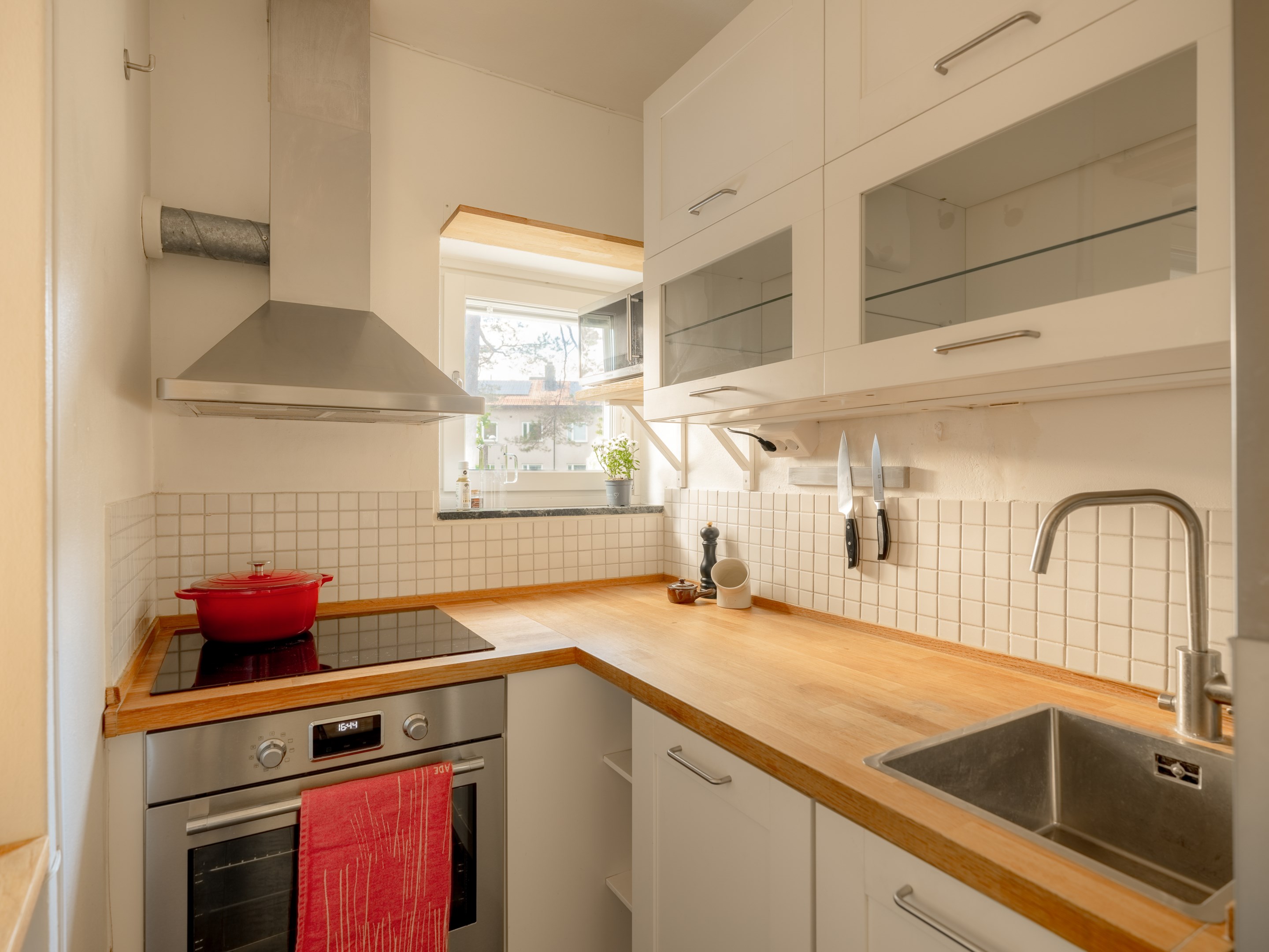 Bostadsbild från Lina Sandells plan 10, Till salu i Fruängen, Stockholm