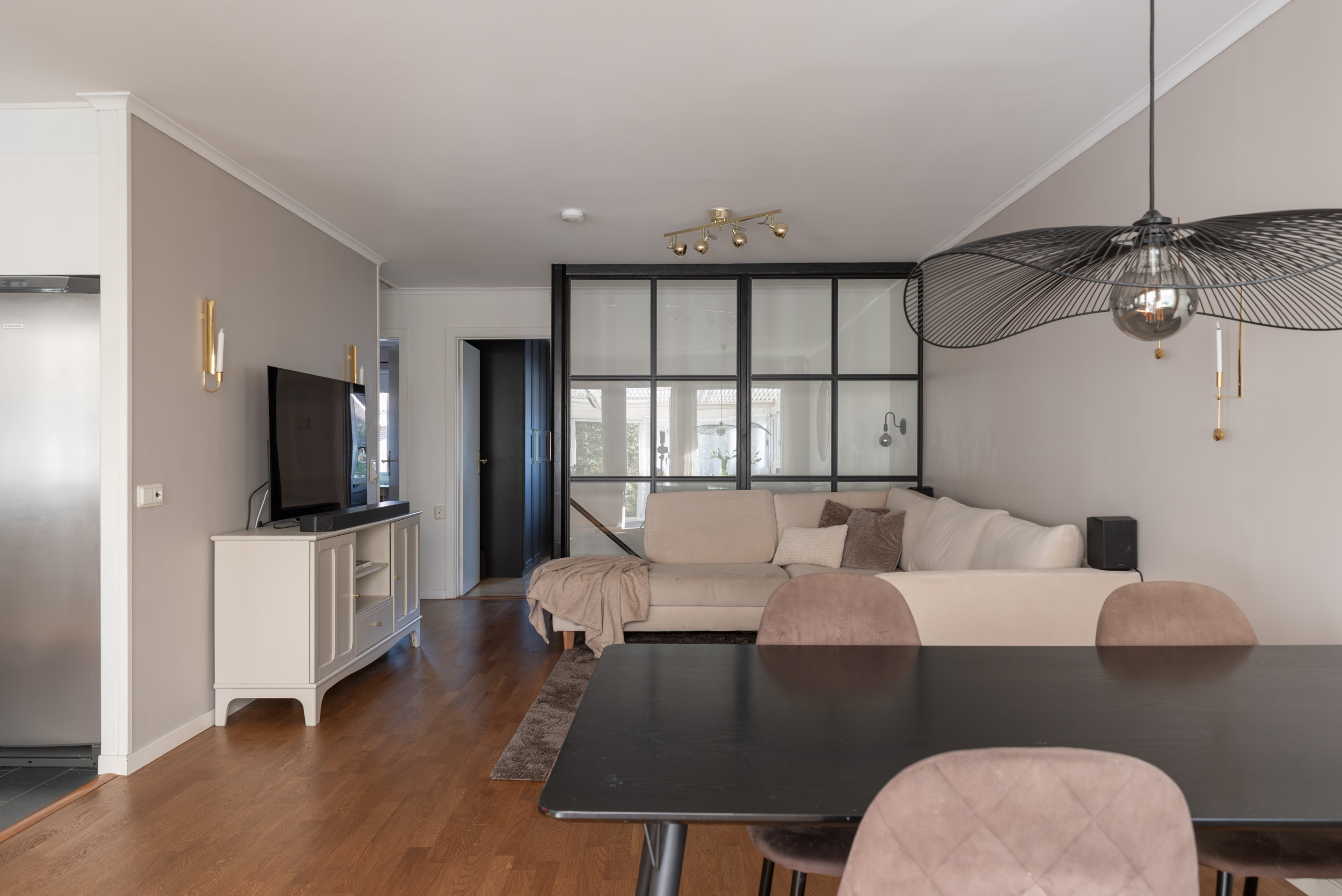 Bostadsbild från Kärrbogatan 14, Kommande i Skiljebo, Västerås