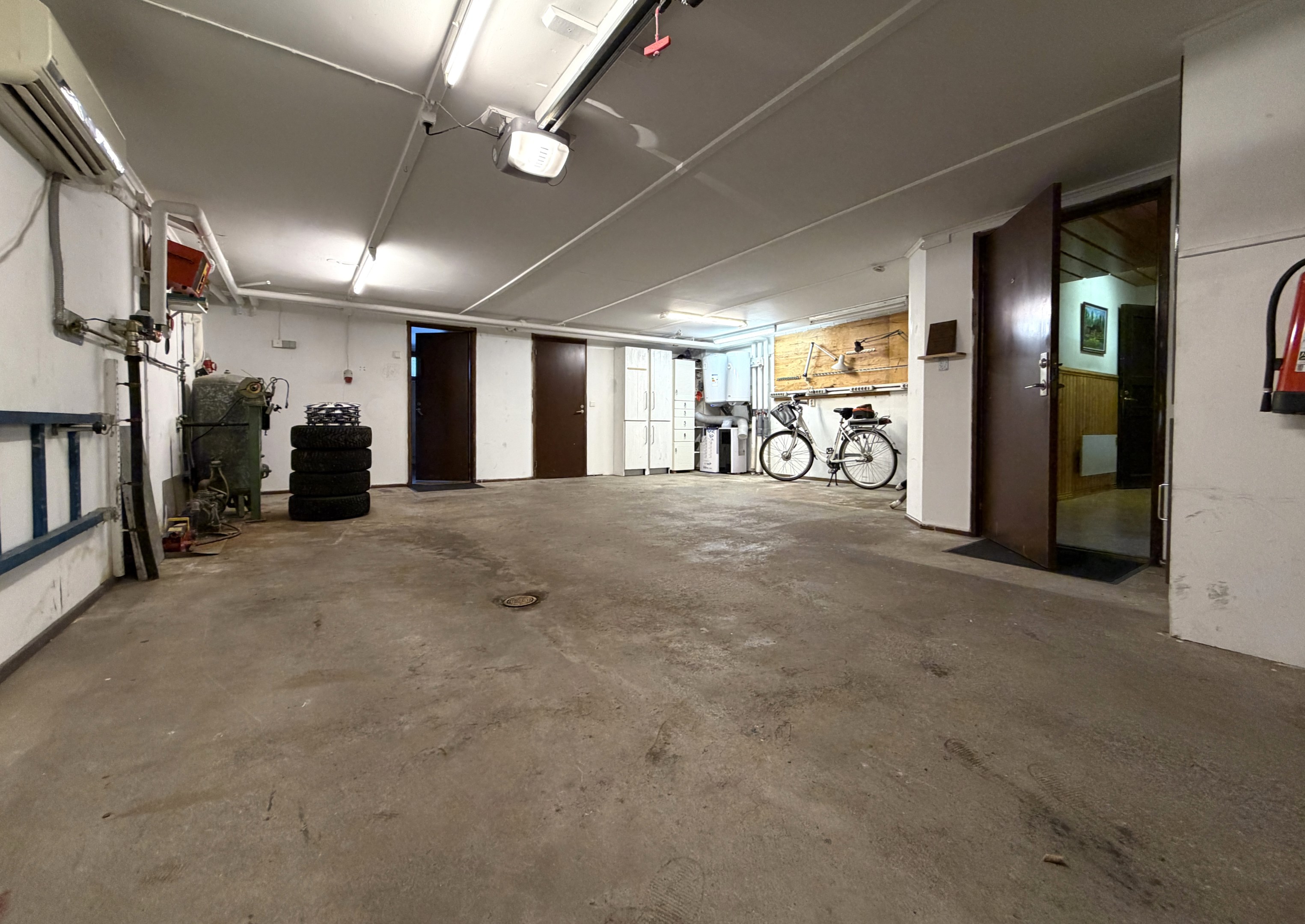 Drömmen för många  - ett stort garage!