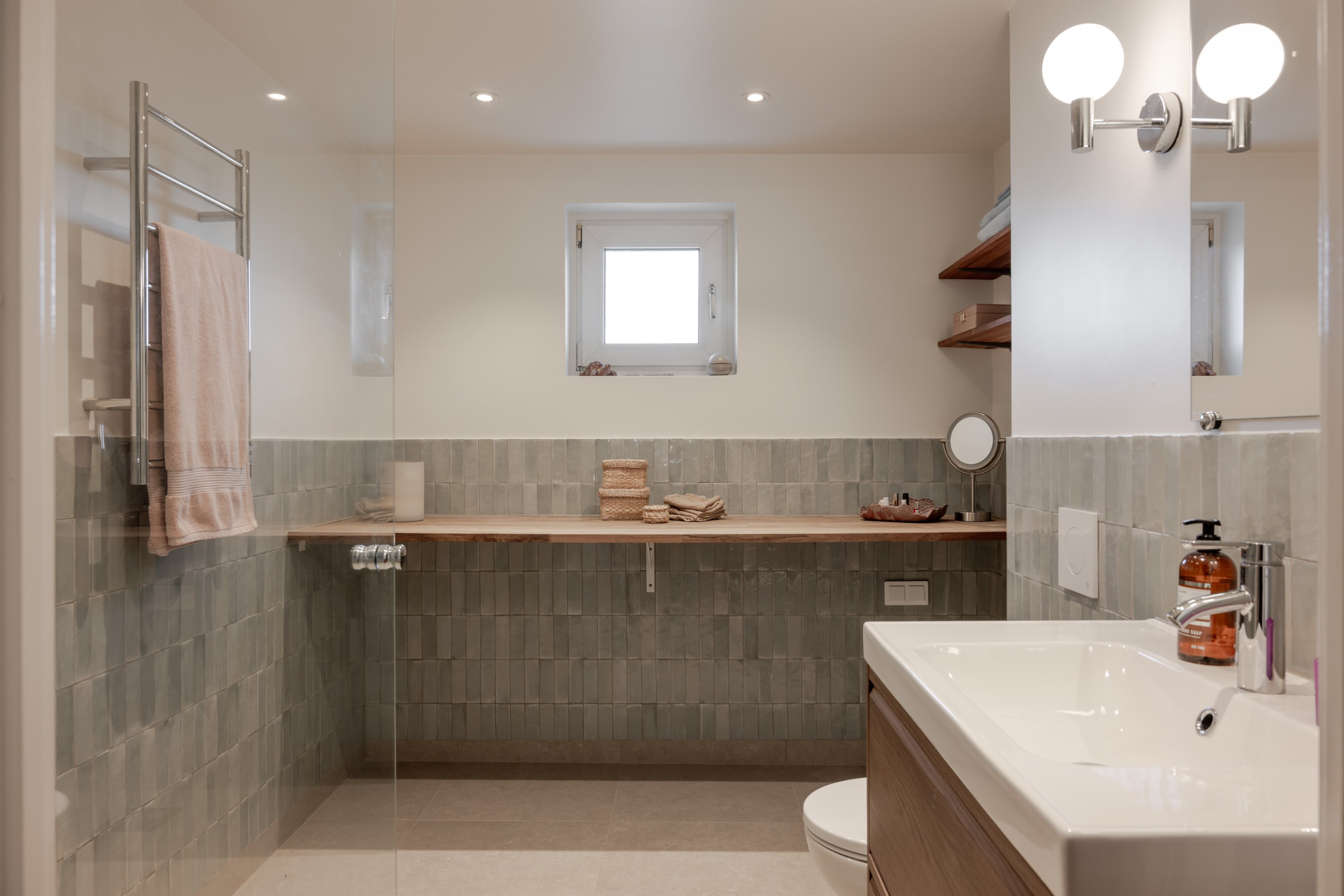 Bostadsbild från Katrinebergsbacken 26, 2 tr, Kommande i Liljeholmen - Liljeholmskajen, Stockholm