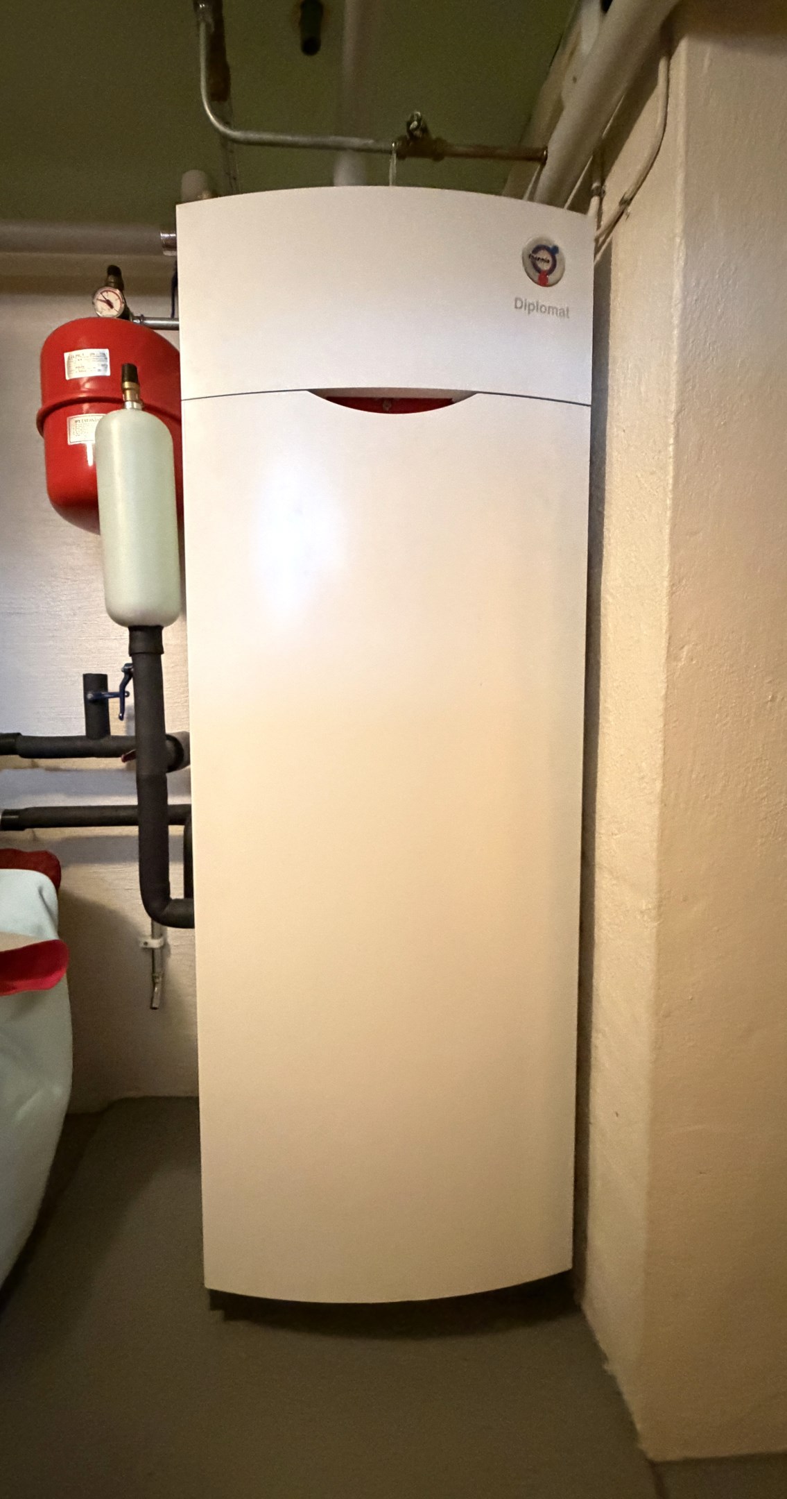 med Thermia anläggningen för jordvärmen