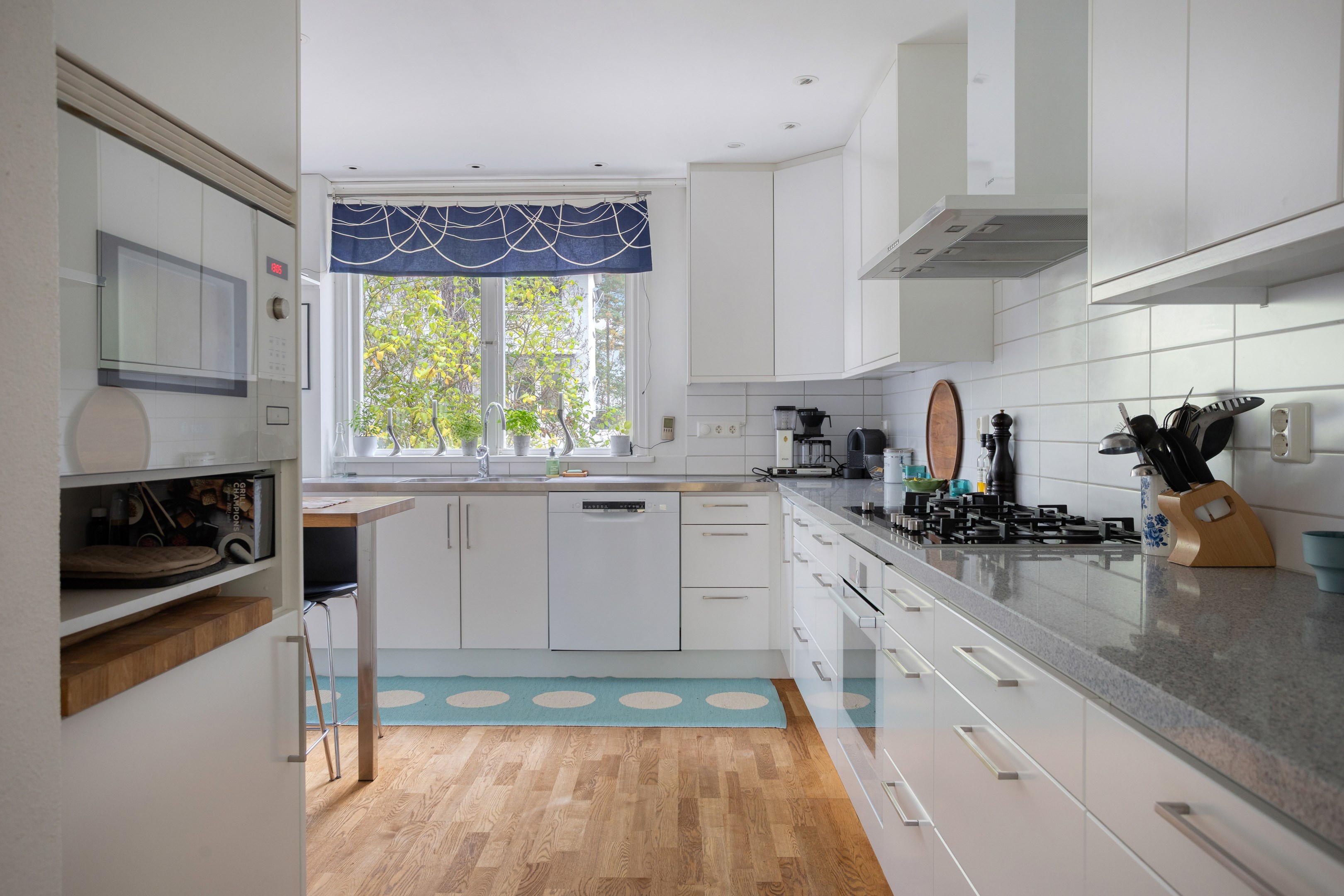 Bostadsbild från Hasselbergsvägen 5, Till salu i Bromma - Södra Ängby, Stockholm