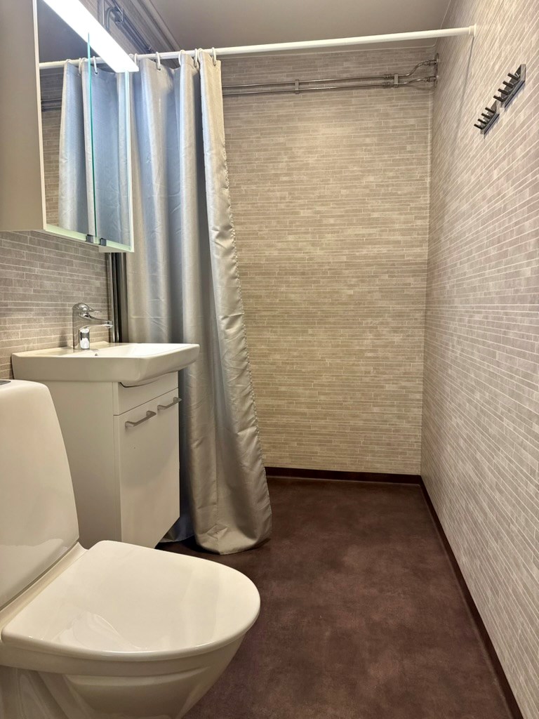 Badrum övre våning exempelbild liknande lgh
