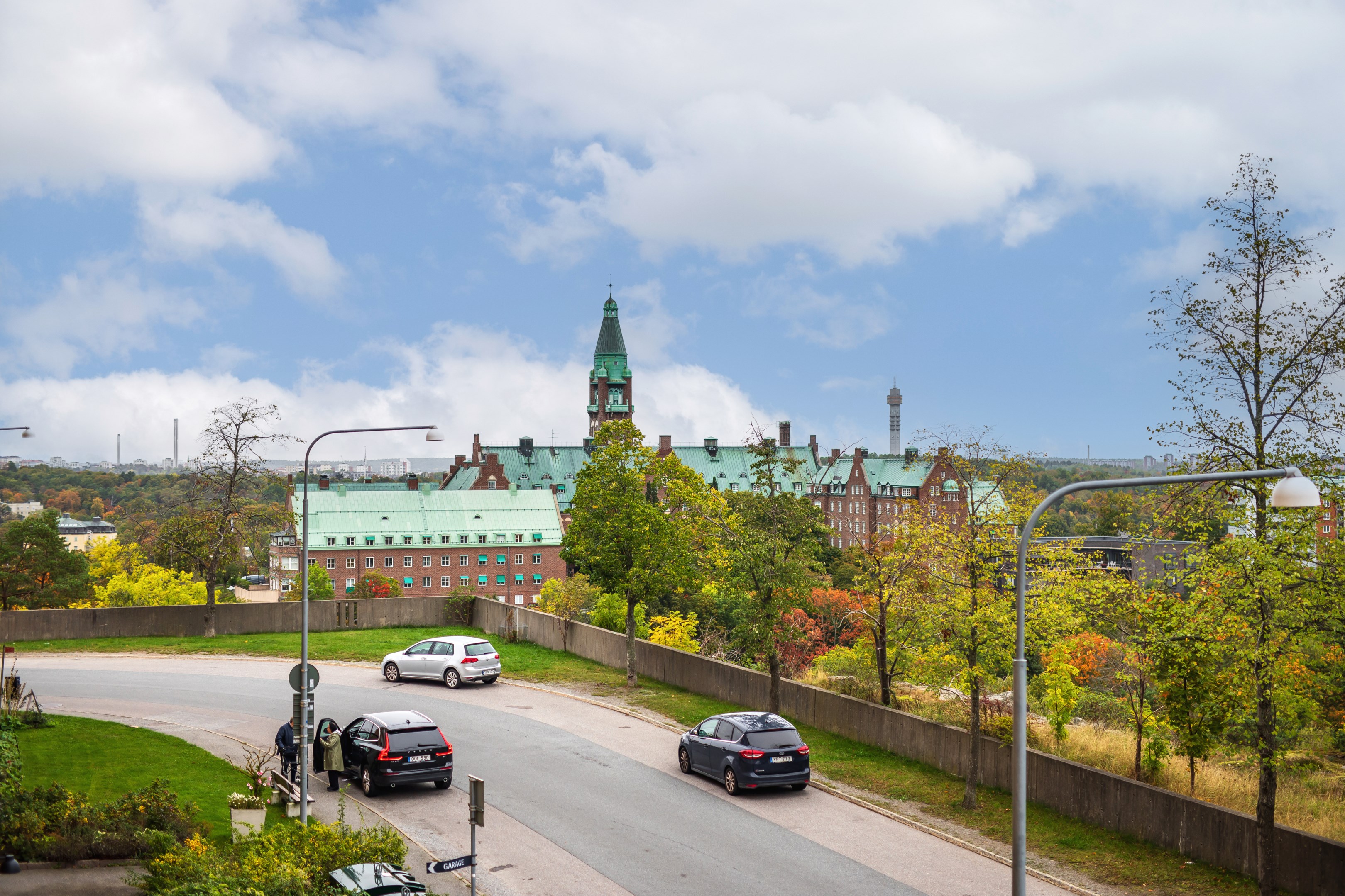Bostadsbild från Henriksdalsringen 3, Till salu i Henriksdalsberget, Nacka