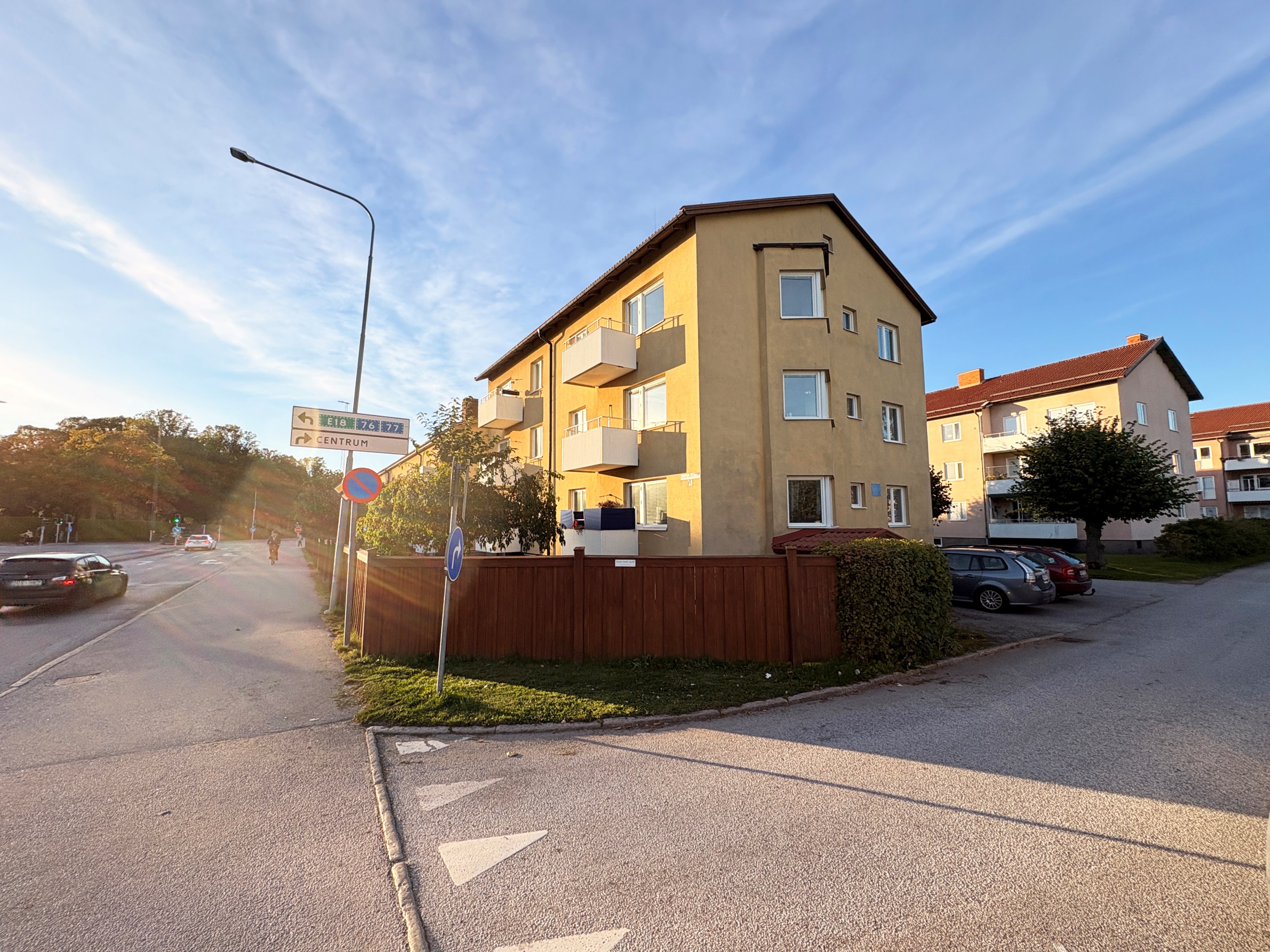 Källarlokal för butik eller kontor i Norrtälje – Gustaf Adolfs väg 48 bild 1