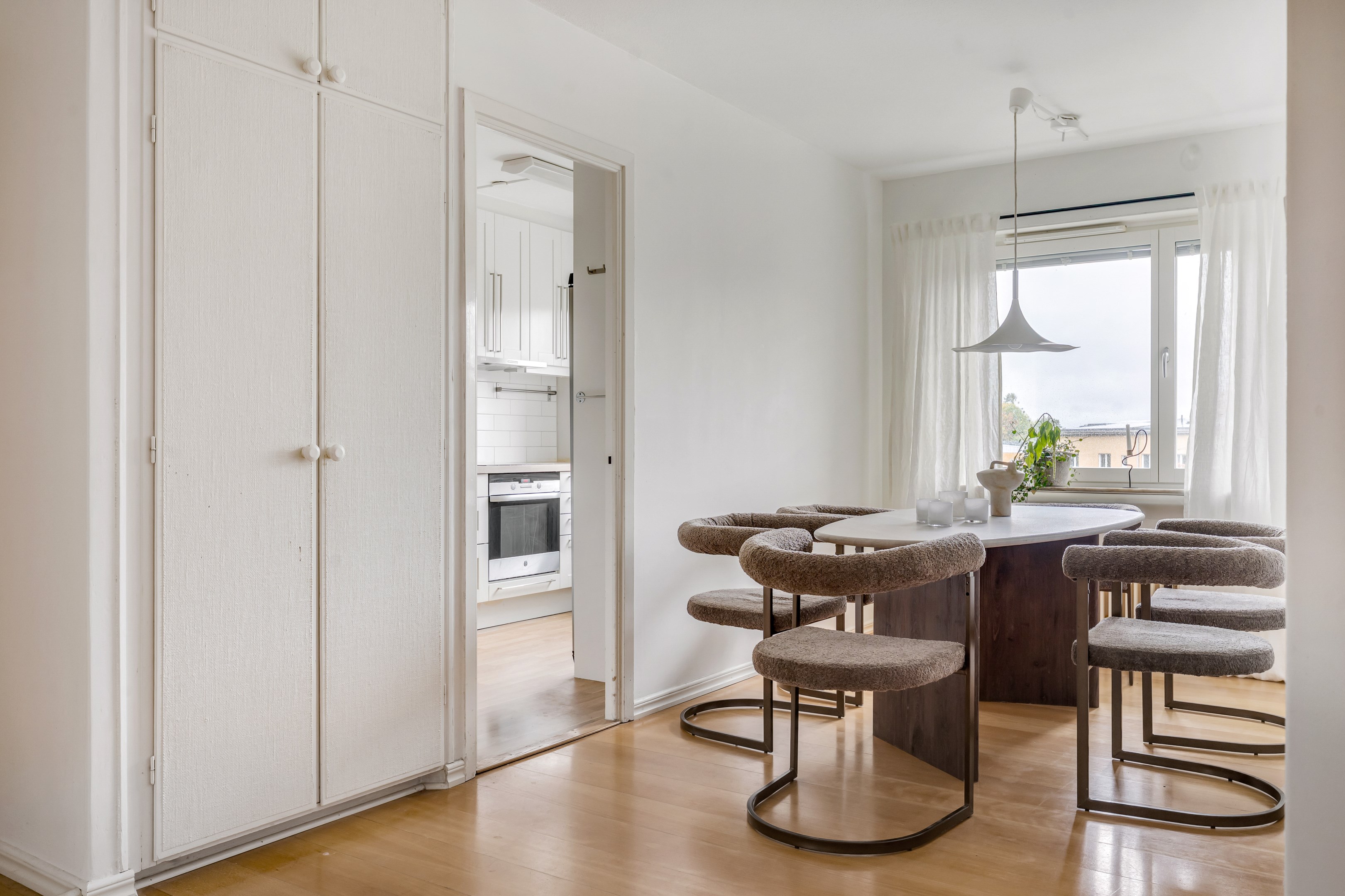 Bostadsbild från Gnejsvägen 9B, Till salu i Eriksberg, Uppsala