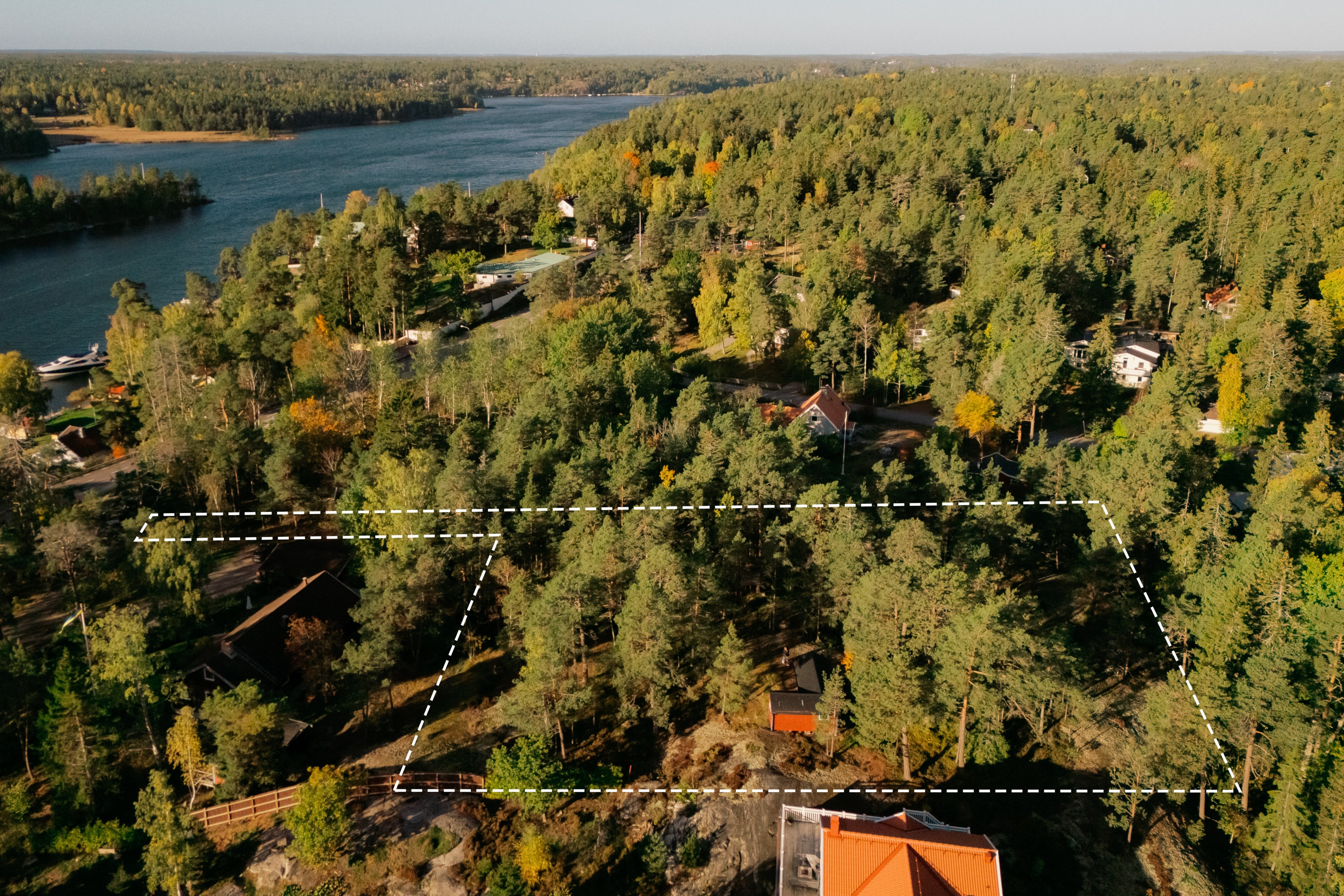 Bostadsbild från Lärkstigen 3A, Till salu i Strömma, Värmdö