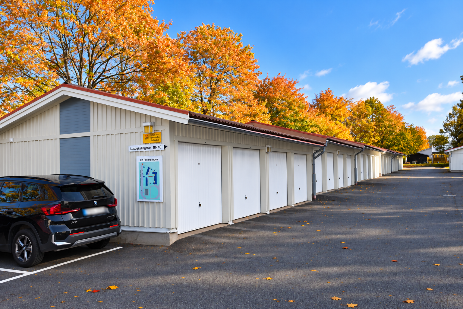 Föreningens garagelänga