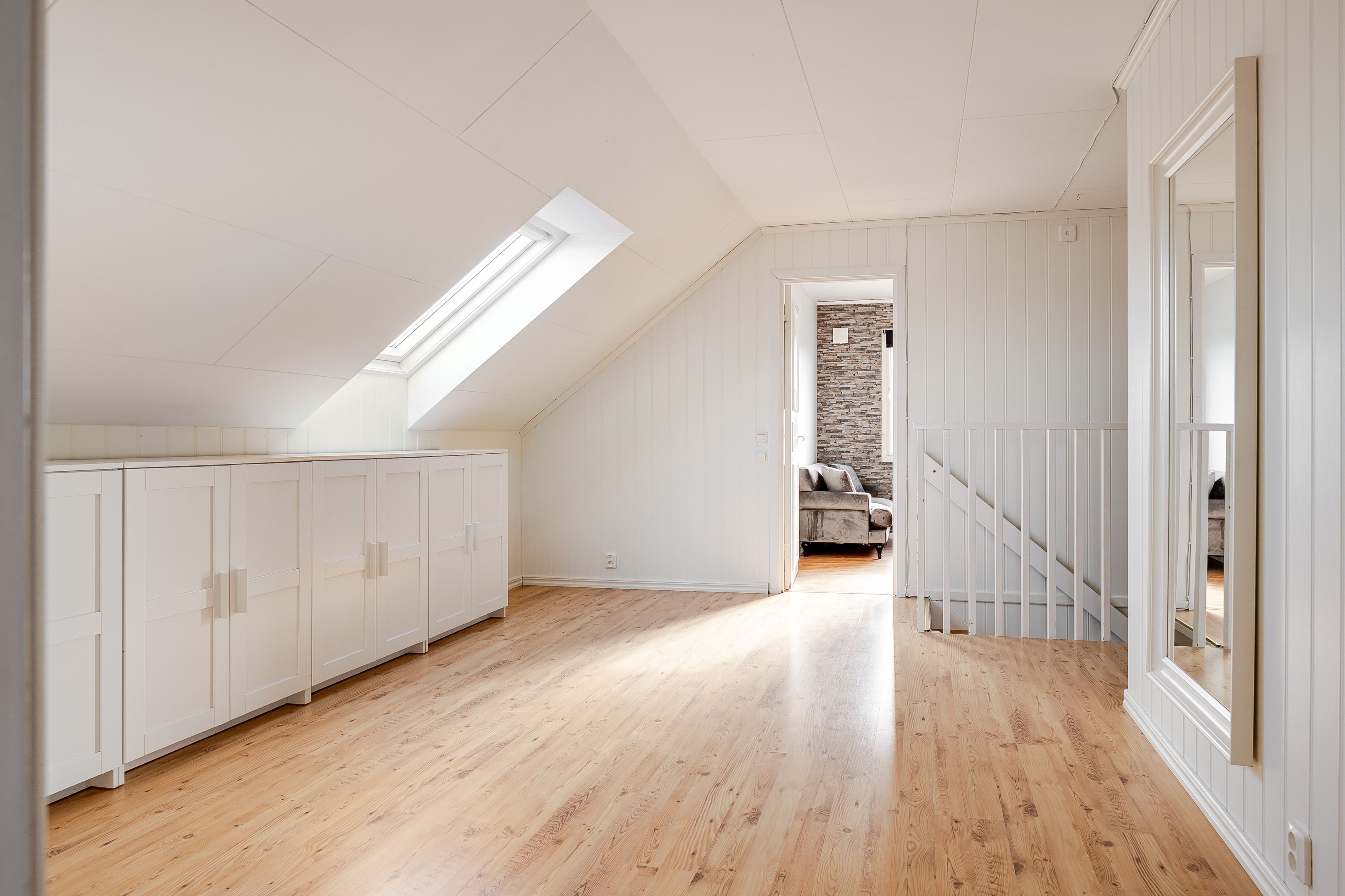 Övre plan med allrum