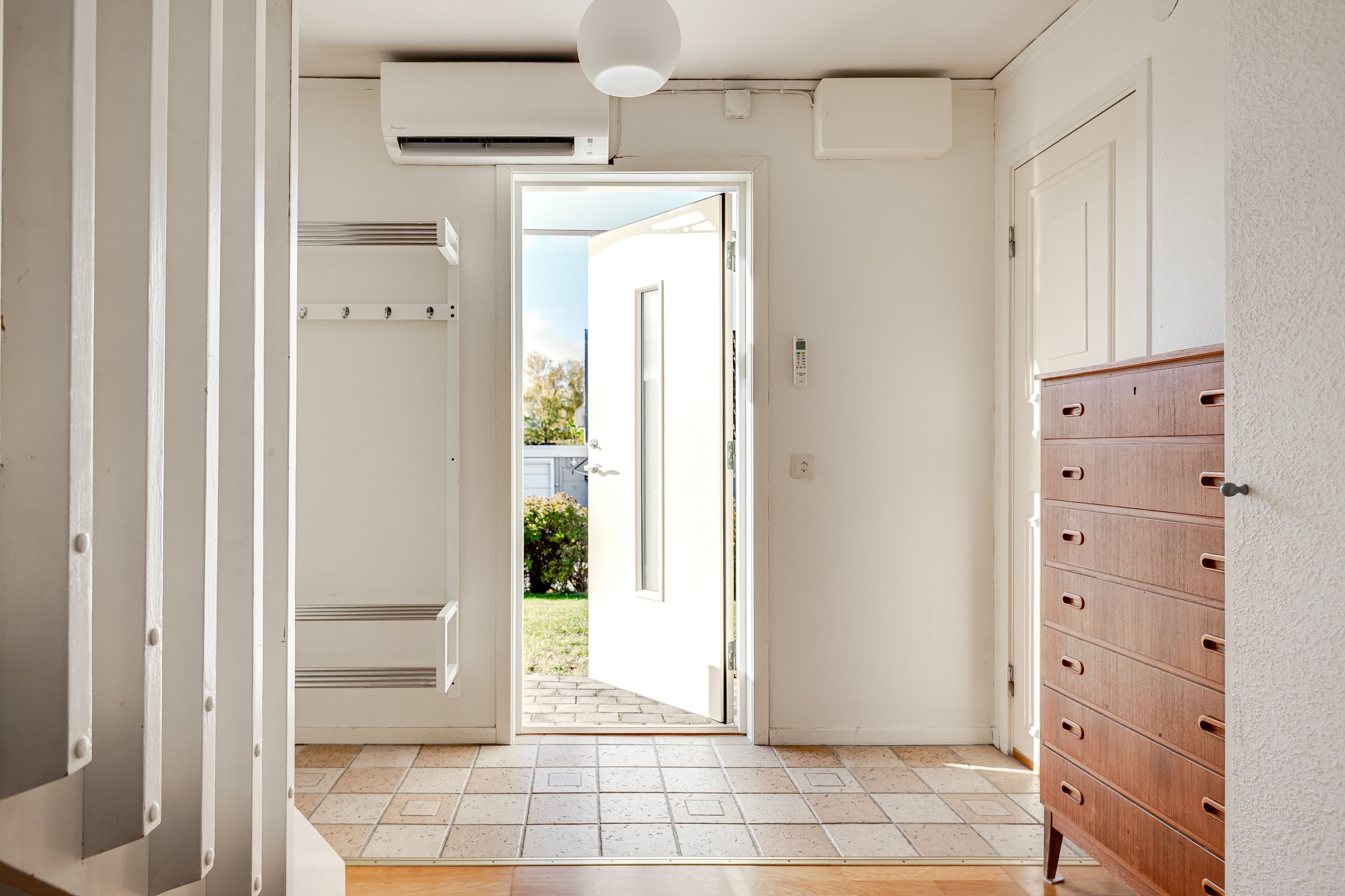 Entré och hall för klädavhängning