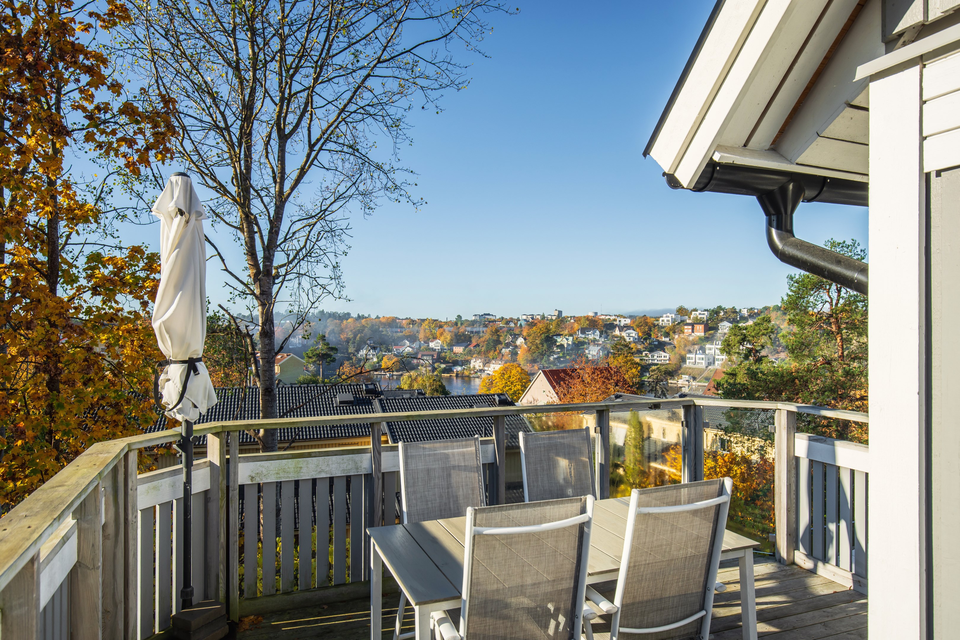 Bostadsbild från Elinshillsvägen 17, Kommande i Lilla Björknäs, Nacka