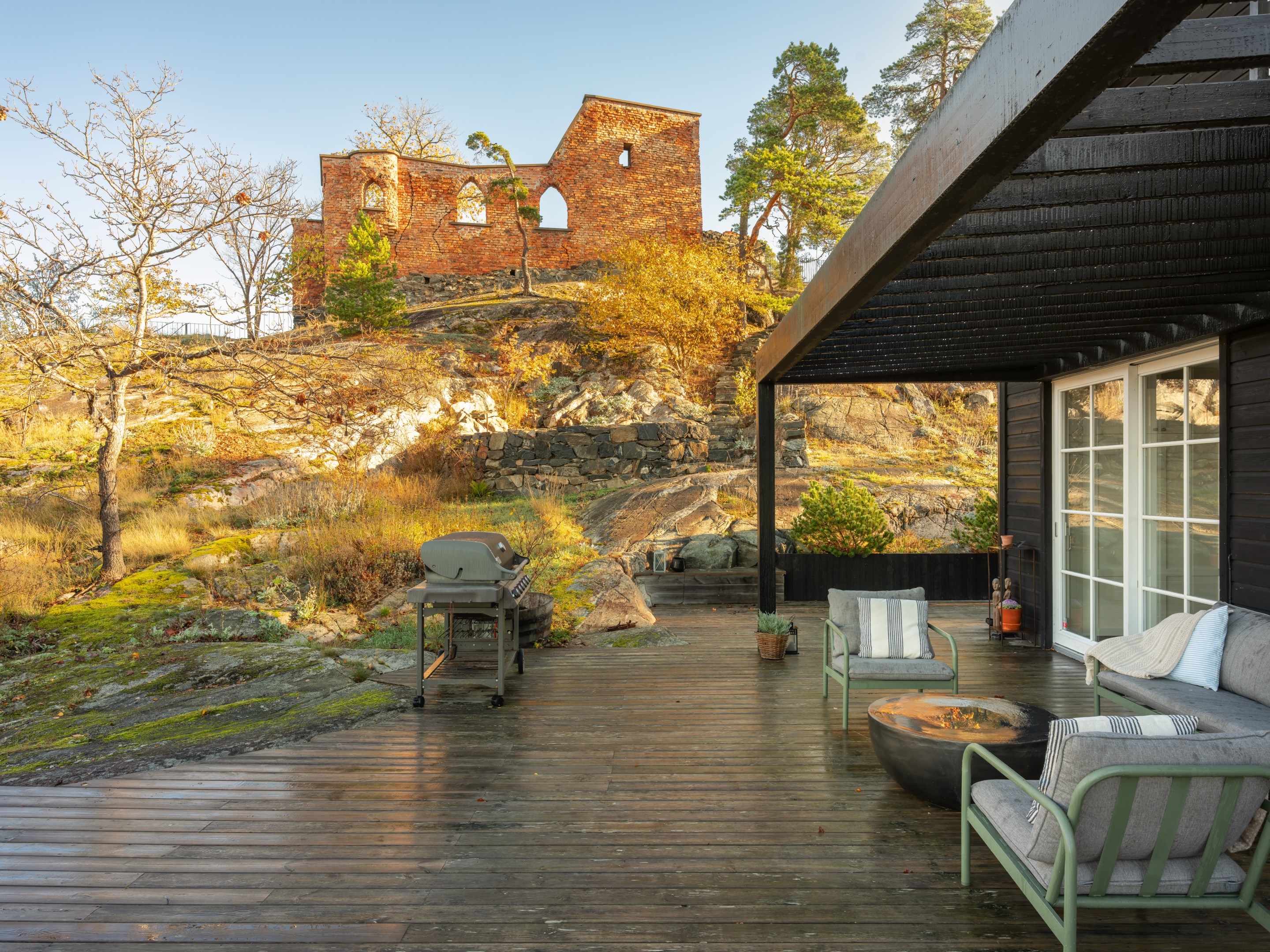 Bostadsbild från Grävlingsbergsvägen 18, Till salu i Kummelnäs, Nacka