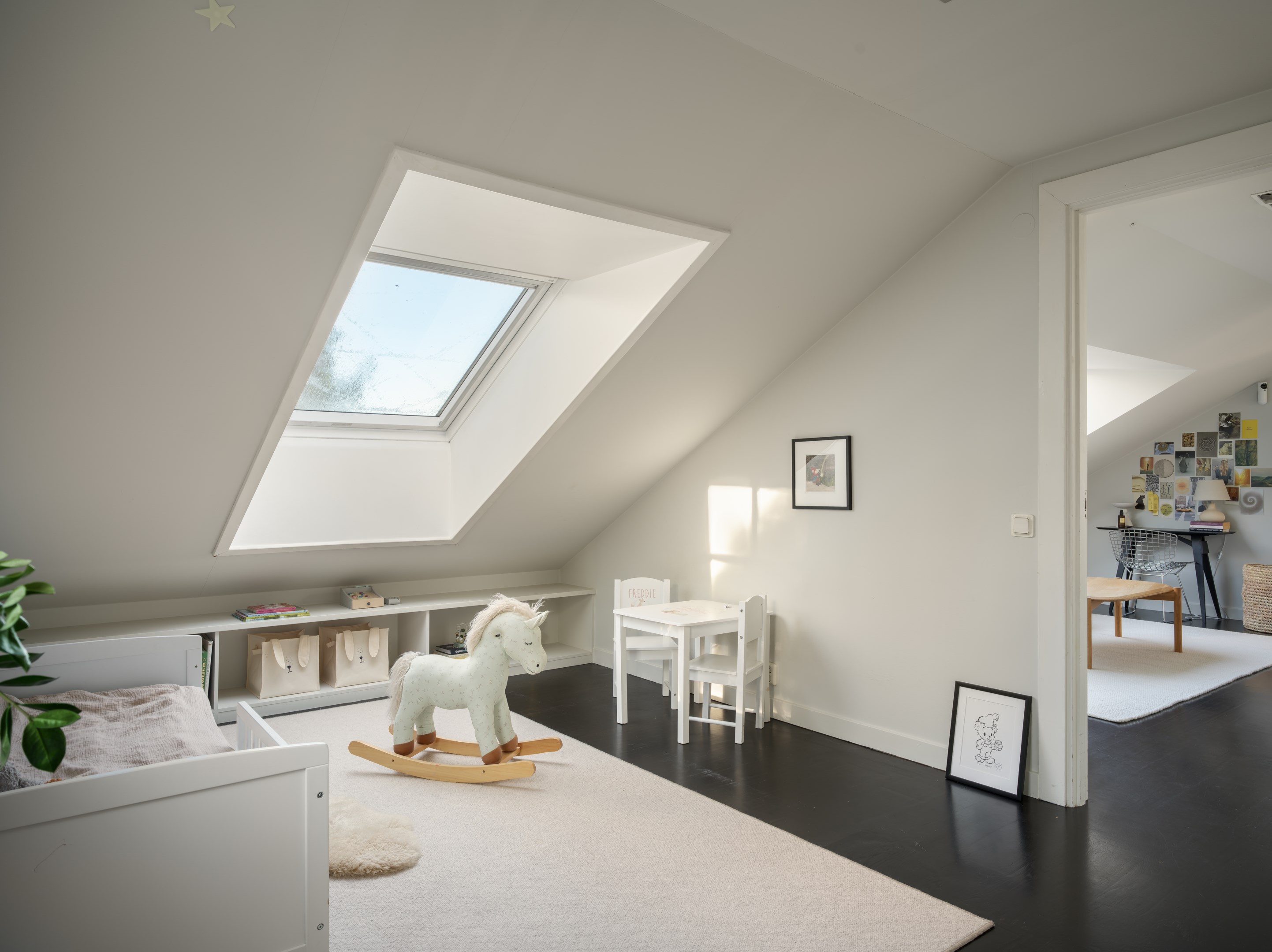 Bostadsbild från Grävlingsbergsvägen 18, Till salu i Kummelnäs, Nacka