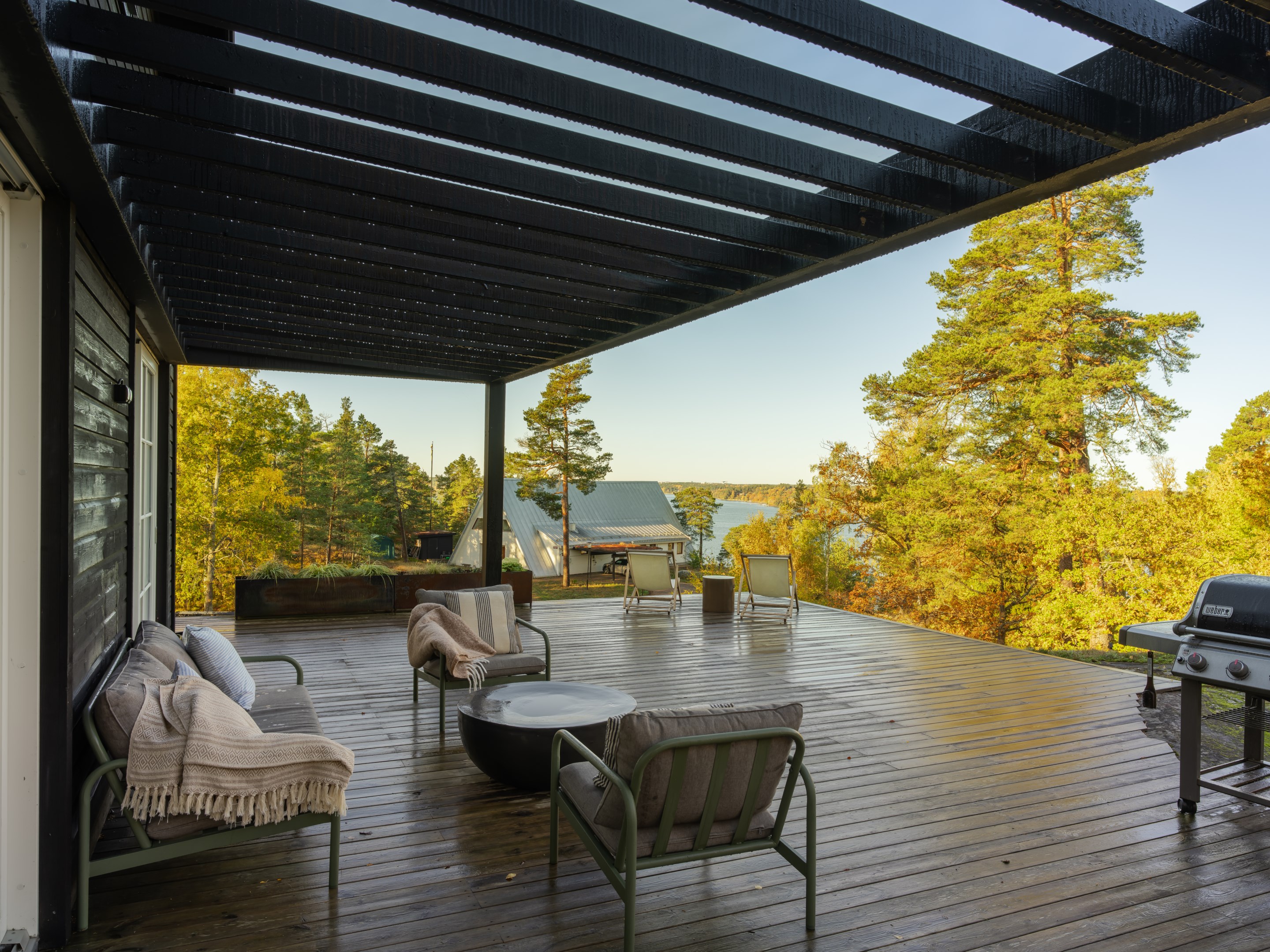 Bostadsbild från Grävlingsbergsvägen 18, Till salu i Kummelnäs, Nacka