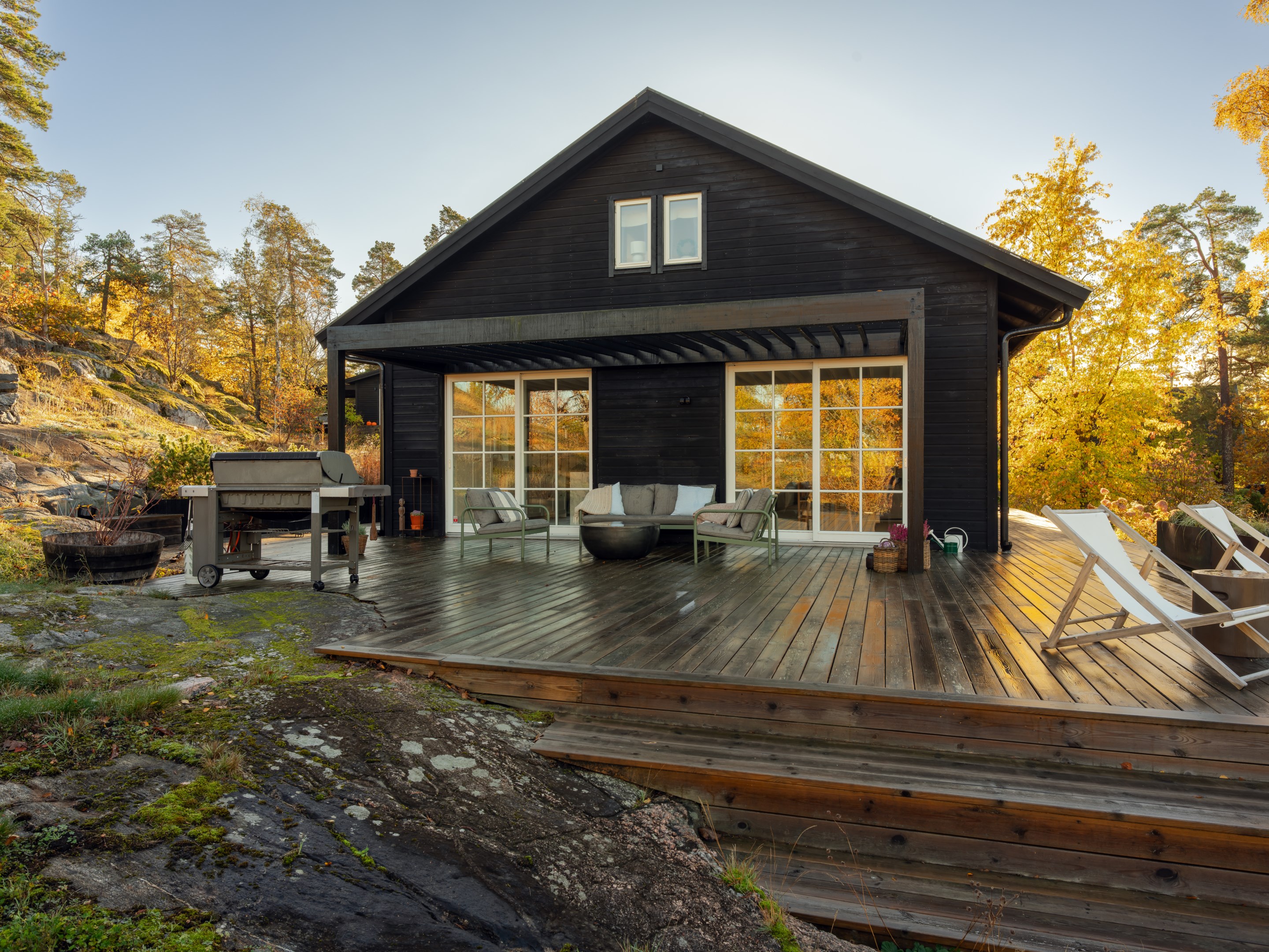 Bostadsbild från Grävlingsbergsvägen 18, Till salu i Kummelnäs, Nacka