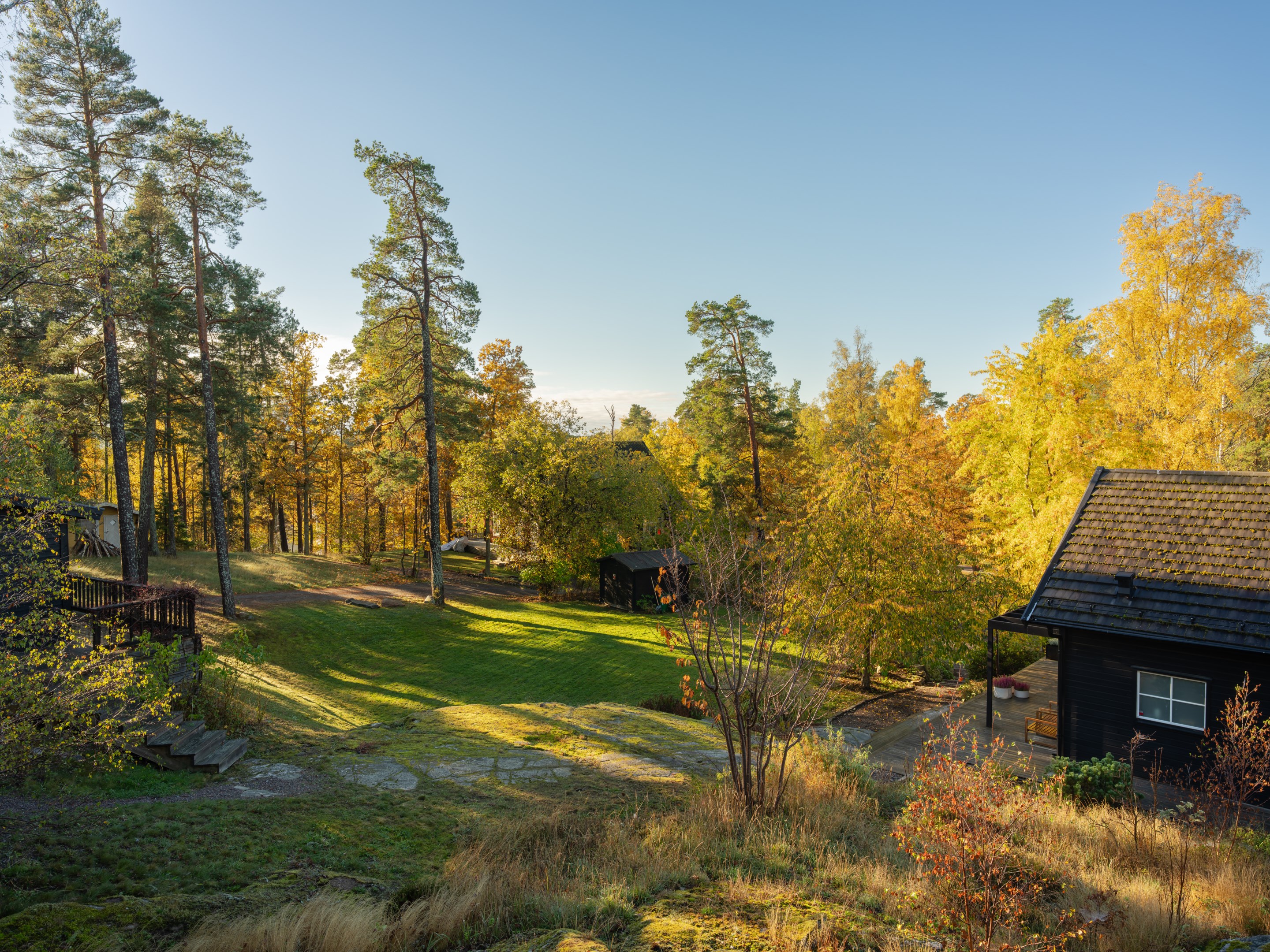 Bostadsbild från Grävlingsbergsvägen 18, Till salu i Kummelnäs, Nacka