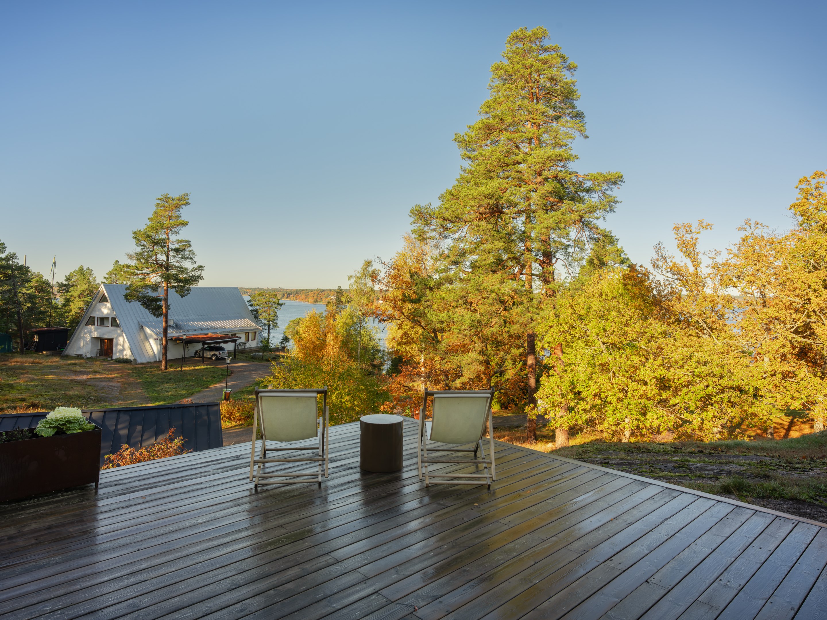 Bostadsbild från Grävlingsbergsvägen 18, Till salu i Kummelnäs, Nacka