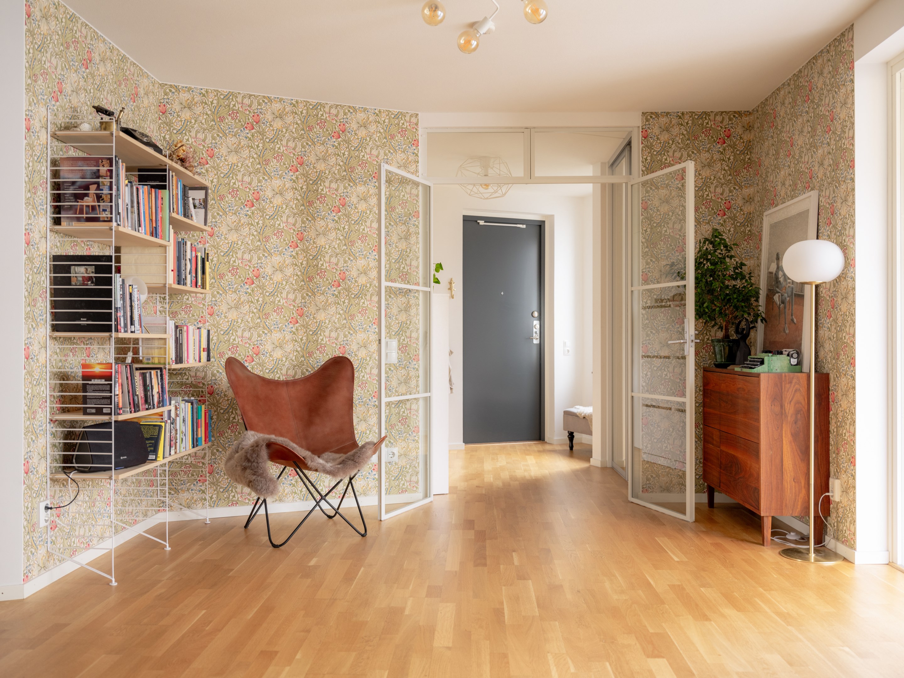 Bostadsbild från Sandalettgatan 7, Till salu i Älvsjöstaden, Stockholm