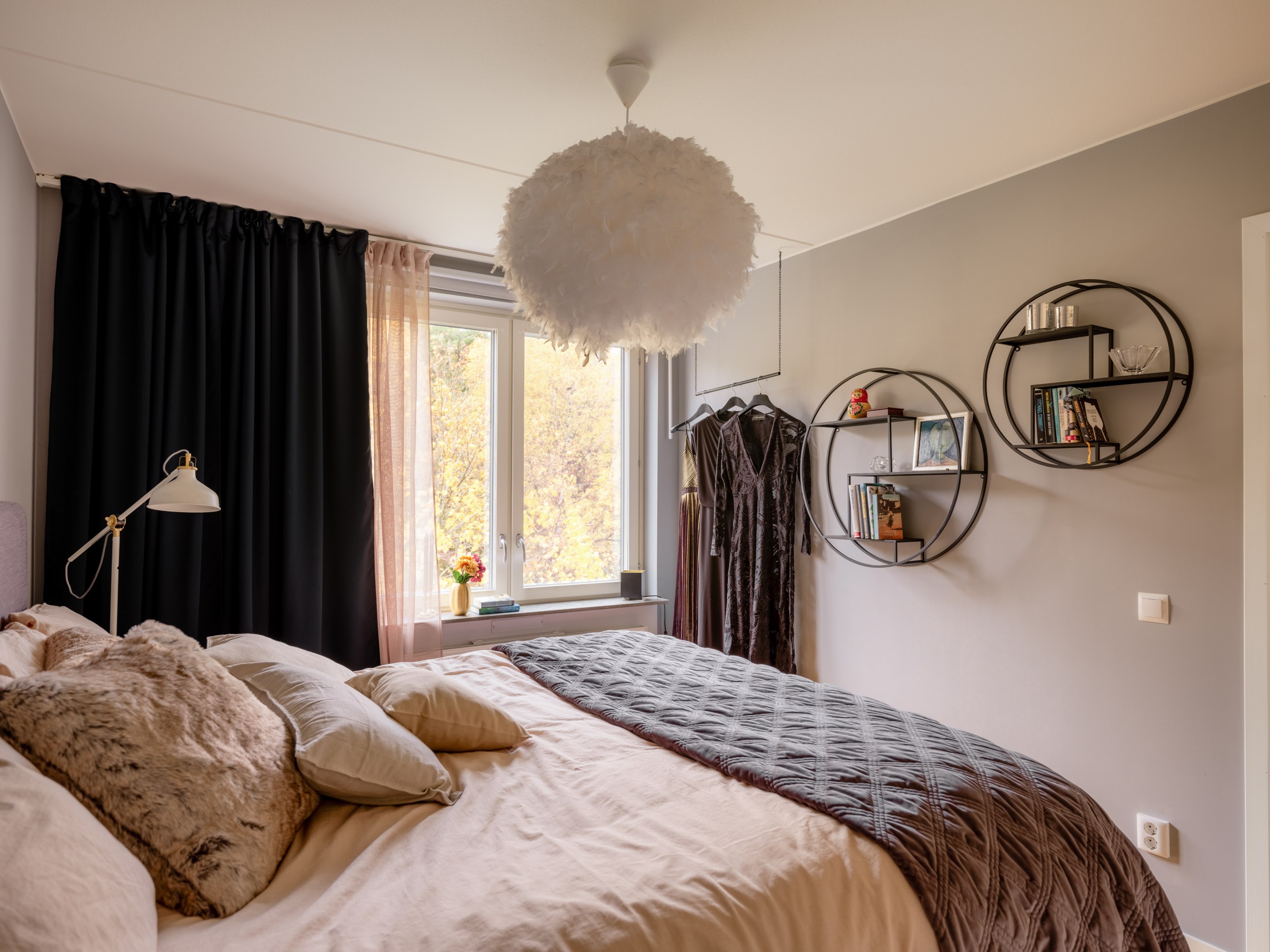Bostadsbild från Sandalettgatan 7, Till salu i Älvsjöstaden, Stockholm