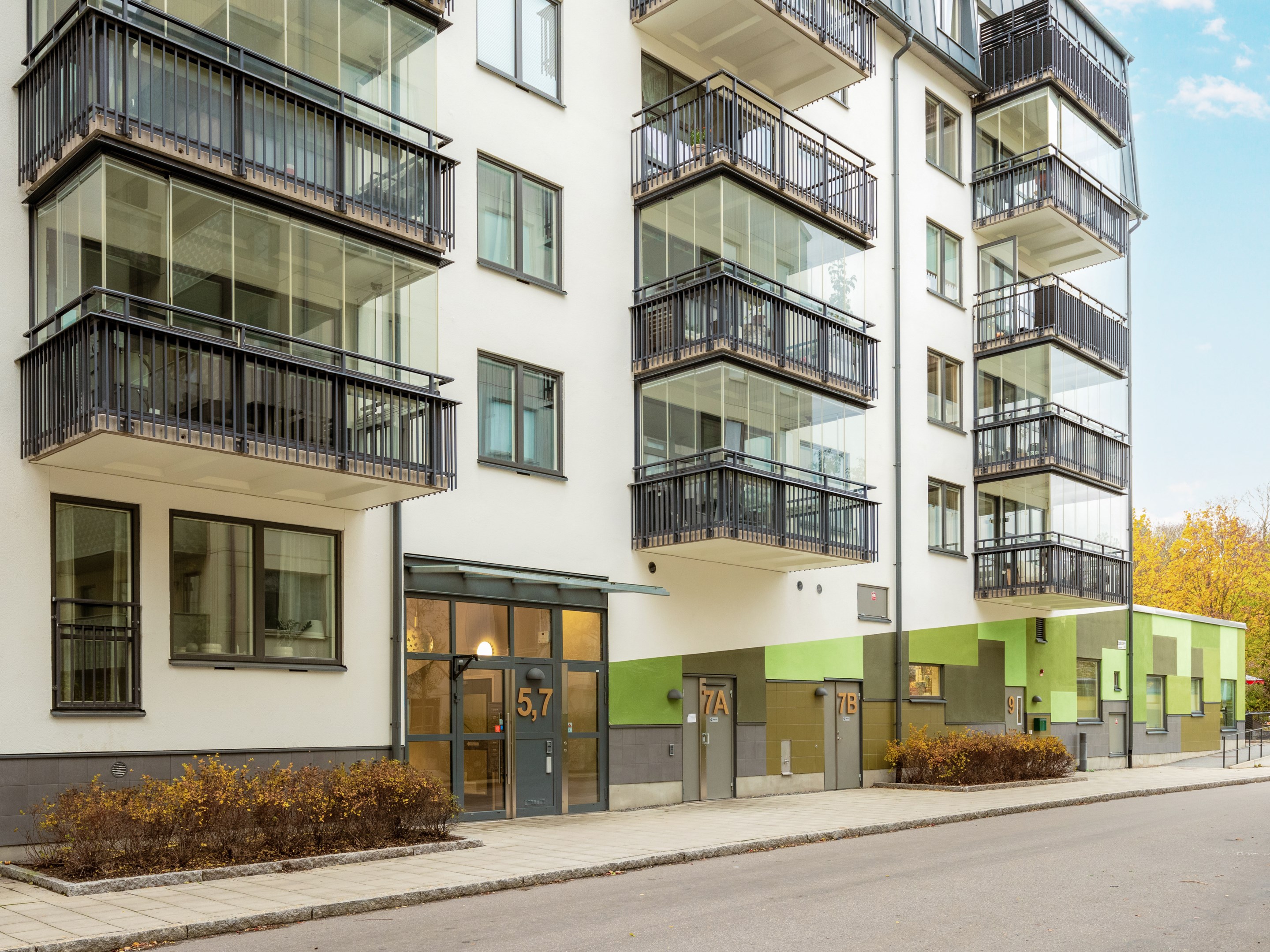 Bostadsbild från Sandalettgatan 7, Till salu i Älvsjöstaden, Stockholm