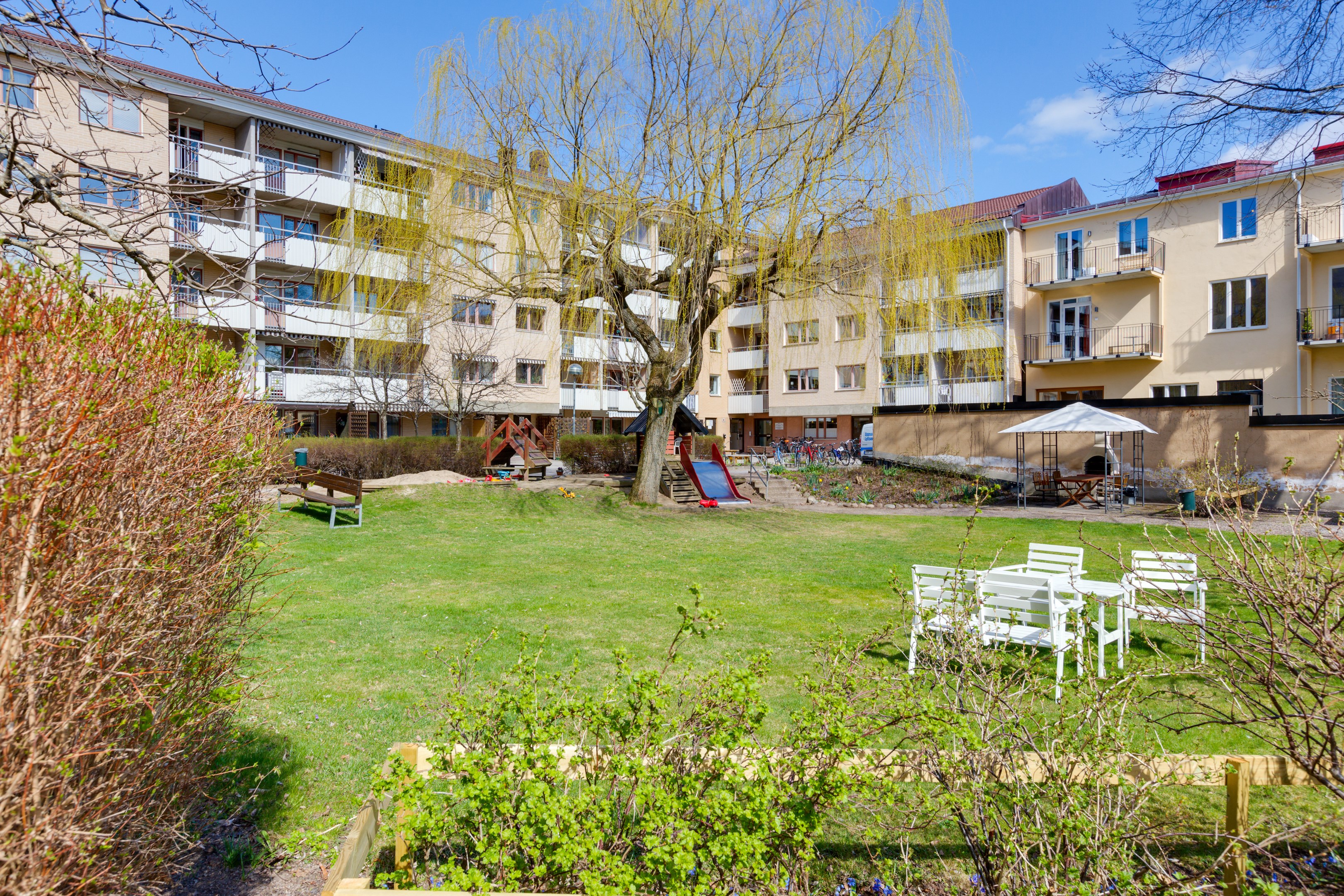Bostadsbild från Svartbäcksgatan 43 F, Till salu i Centrum, Uppsala