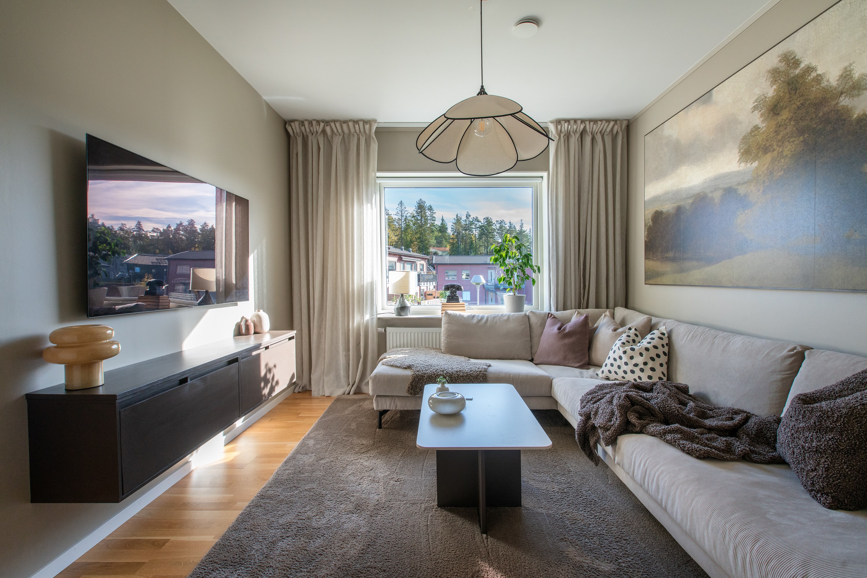 Bostadsbild från Vandrarvägen 27B, Kommande i Riksten, Botkyrka