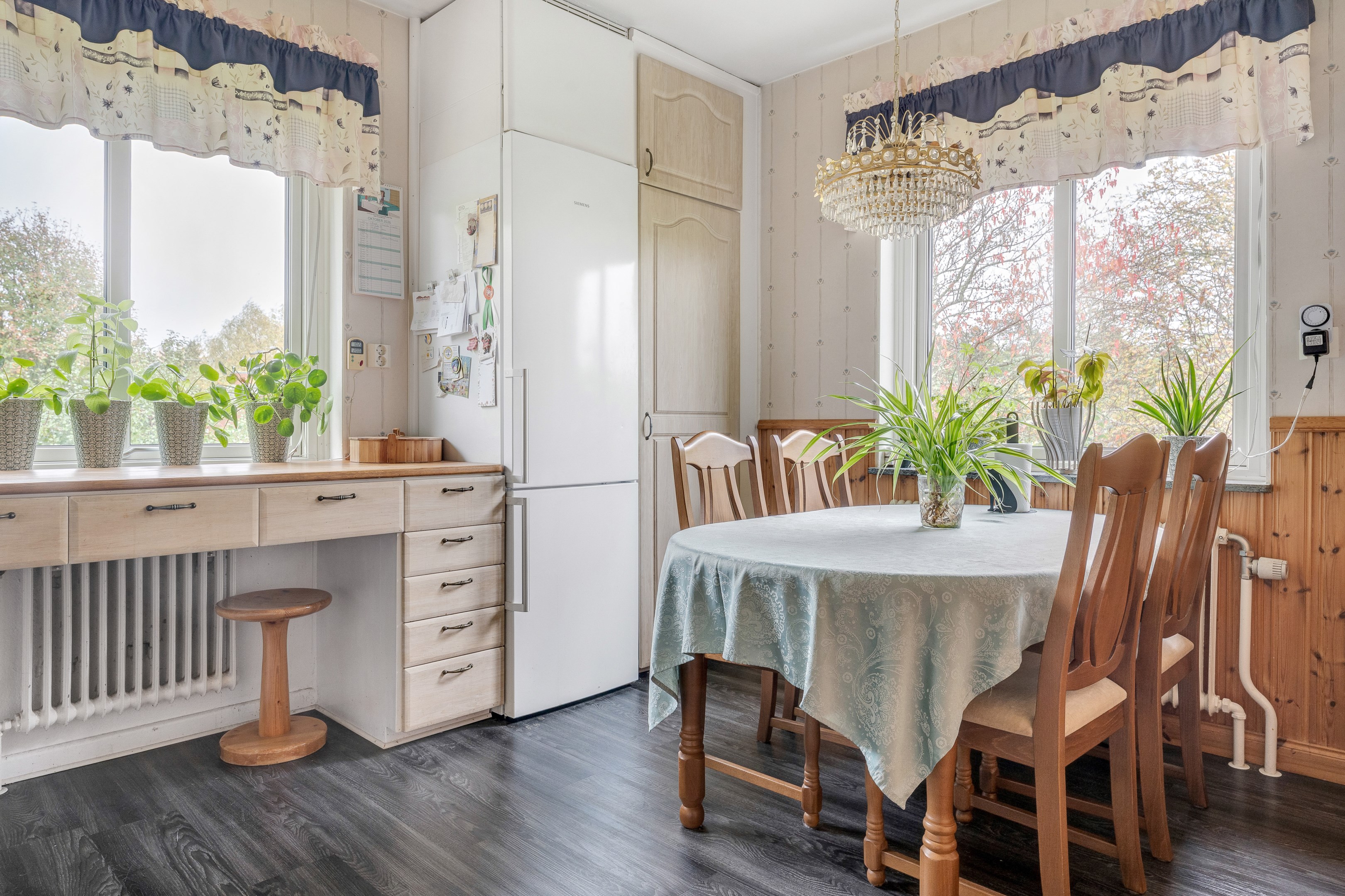 Bostadsbild från Navvägen 4, Till salu i Gunsta, Uppsala