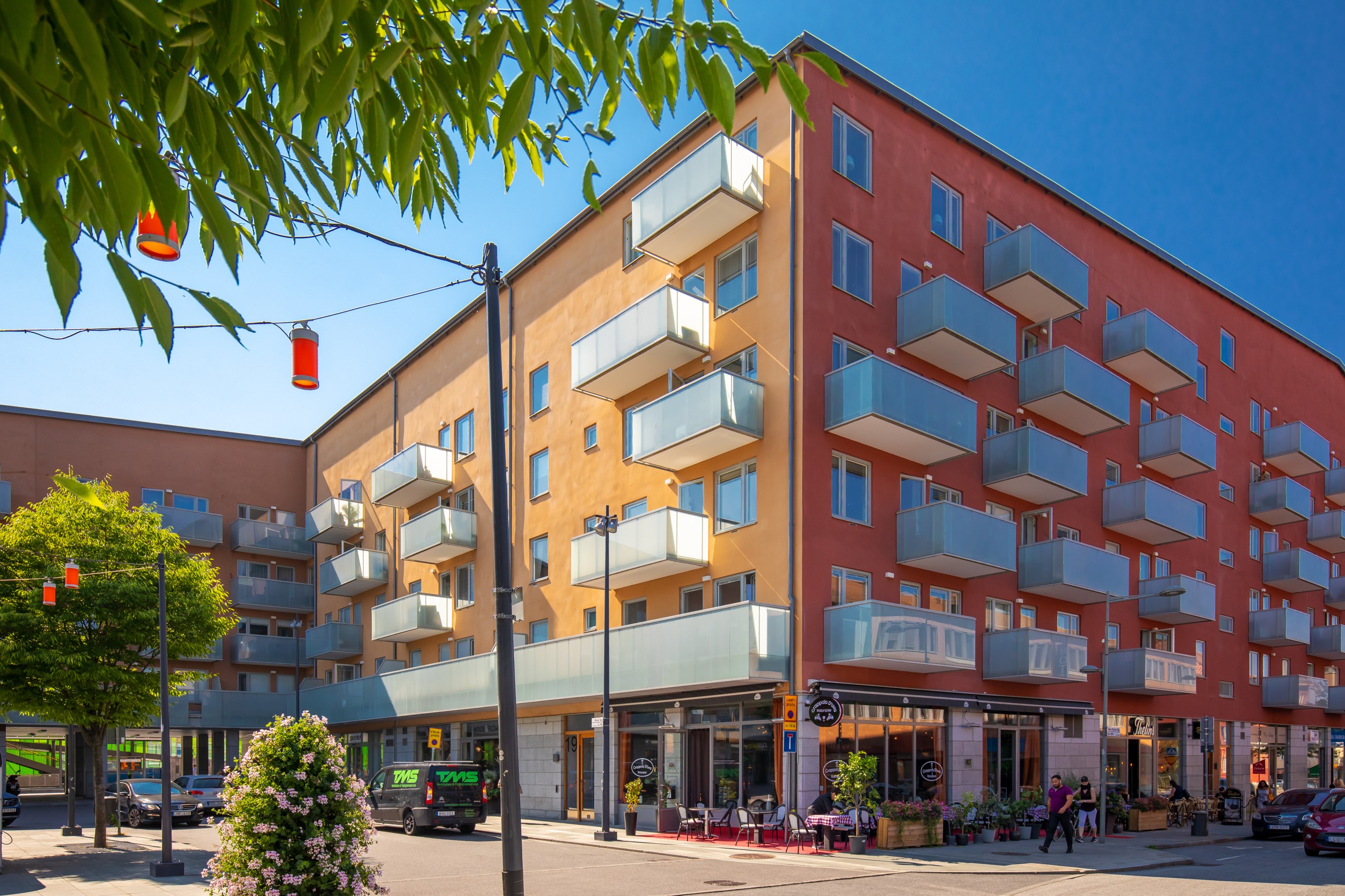Bostadsbild från Älvsjö stationsgata 14, Till salu i Älvsjö, Stockholm