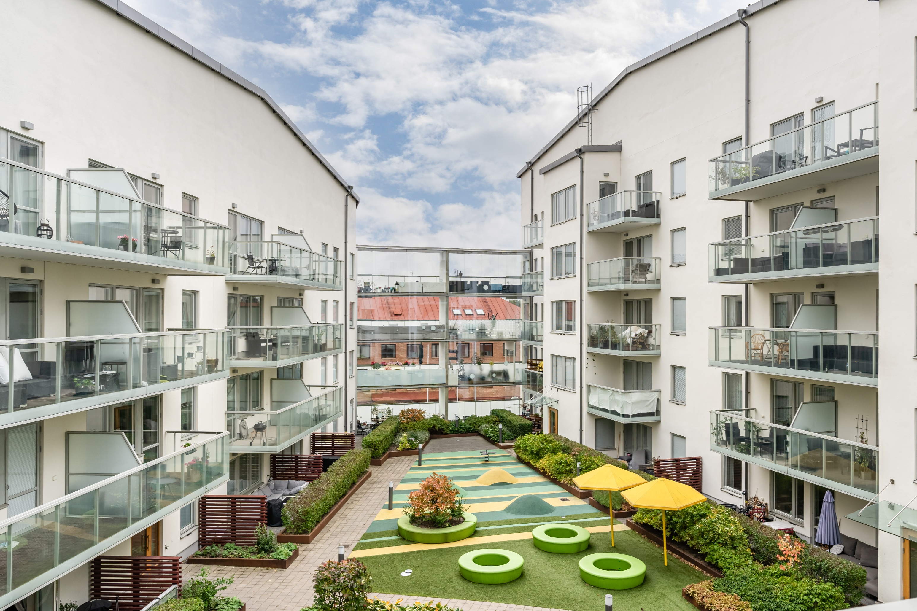 Bostadsbild från Älvsjö stationsgata 14, Till salu i Älvsjö, Stockholm