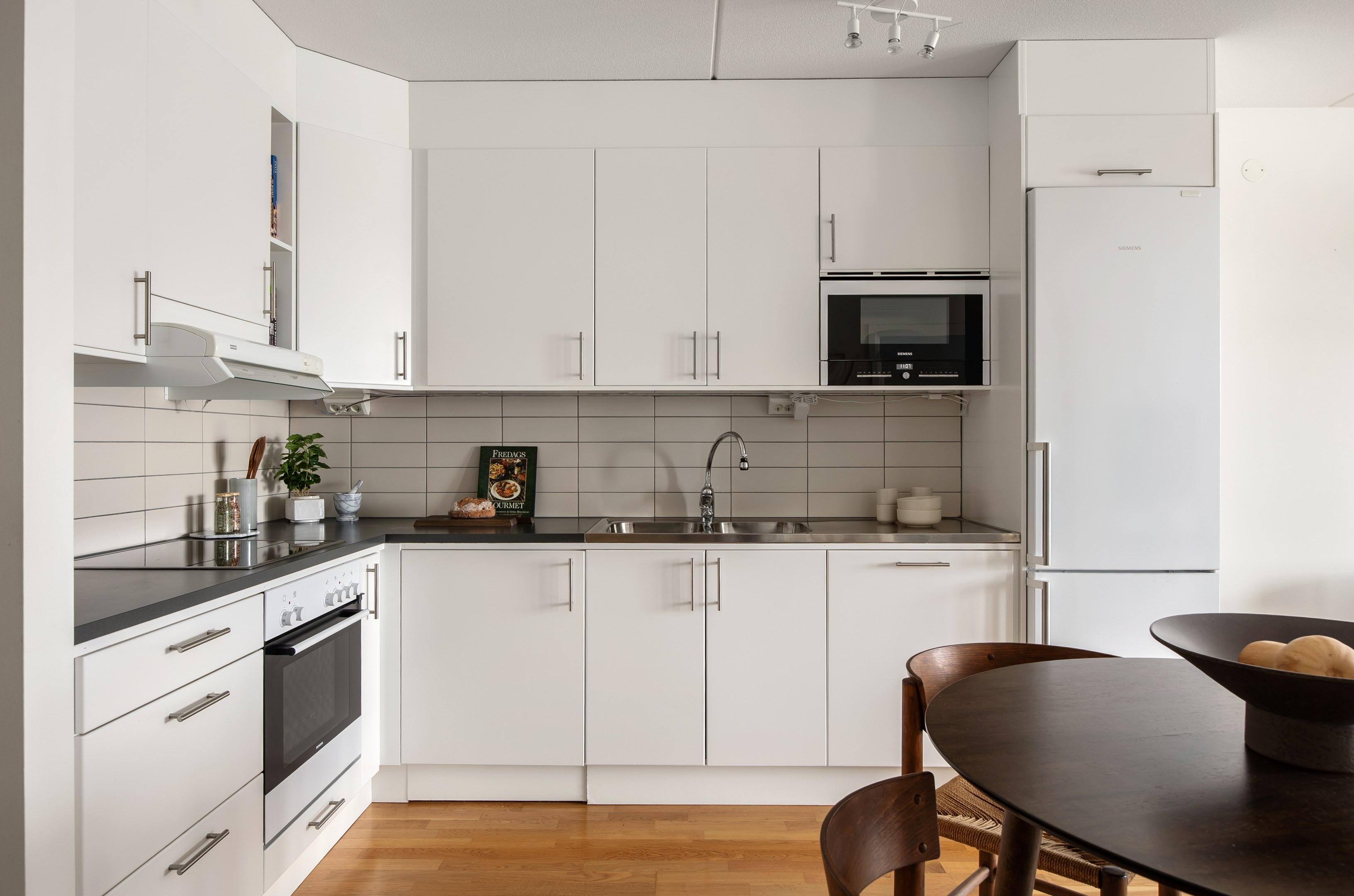 Bostadsbild från Mjölnarvägen 32, 3 tr, Till salu i Kvarnholmen, Nacka