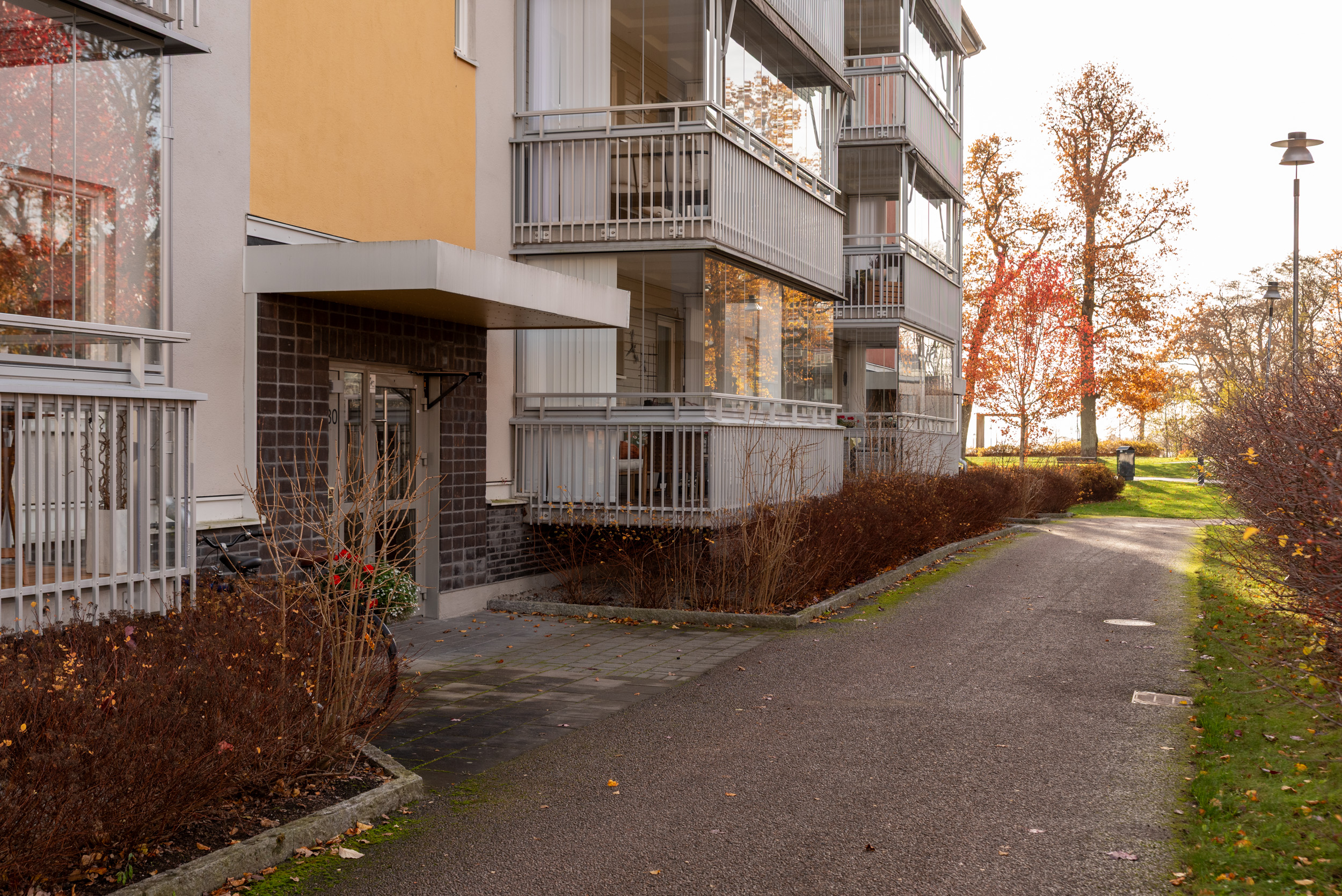Bostadsbild från Öster Mälarstrands allé 130, Till salu i Öster Mälarstrand, Västerås