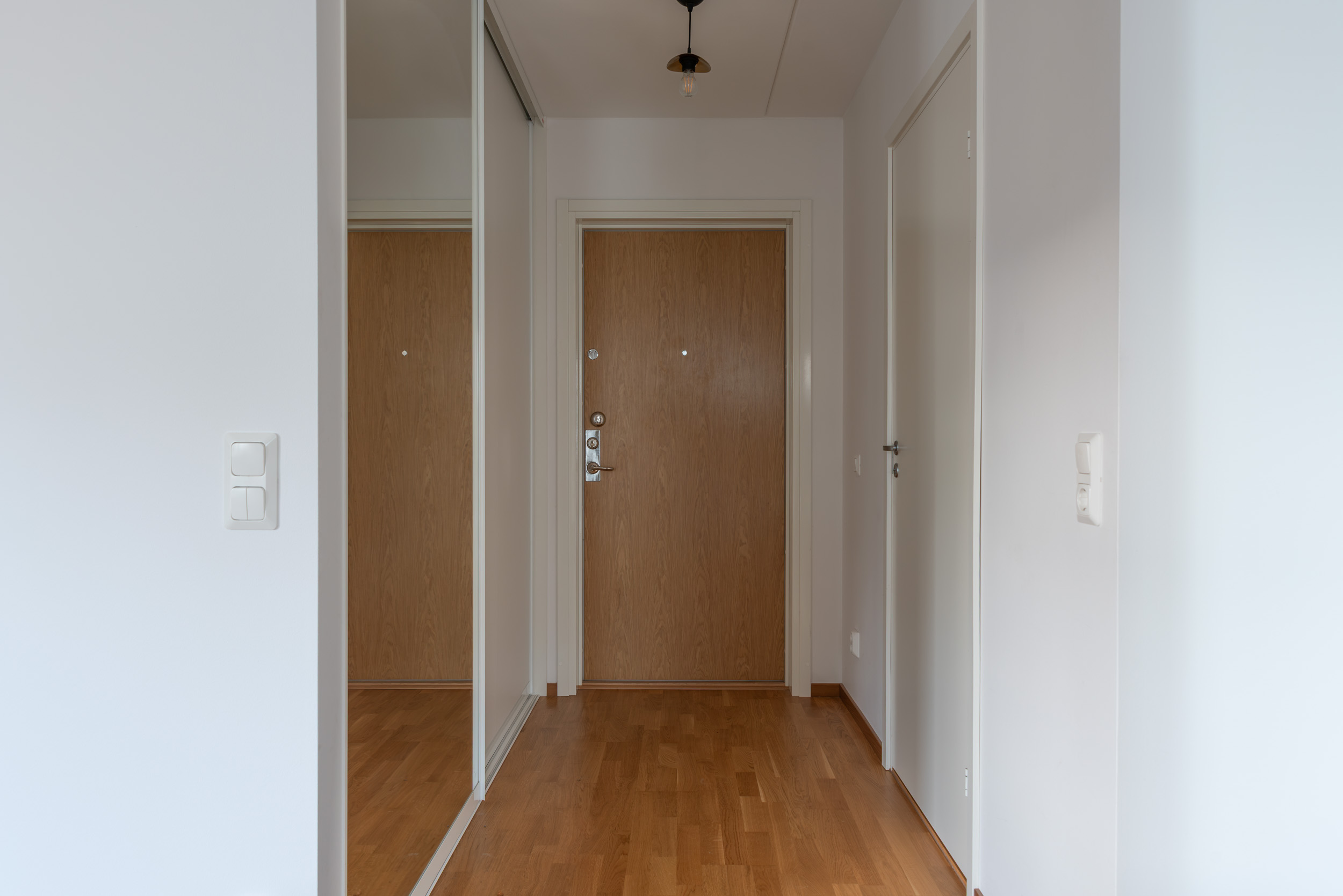 Bostadsbild från Öster Mälarstrands allé 130, Till salu i Öster Mälarstrand, Västerås