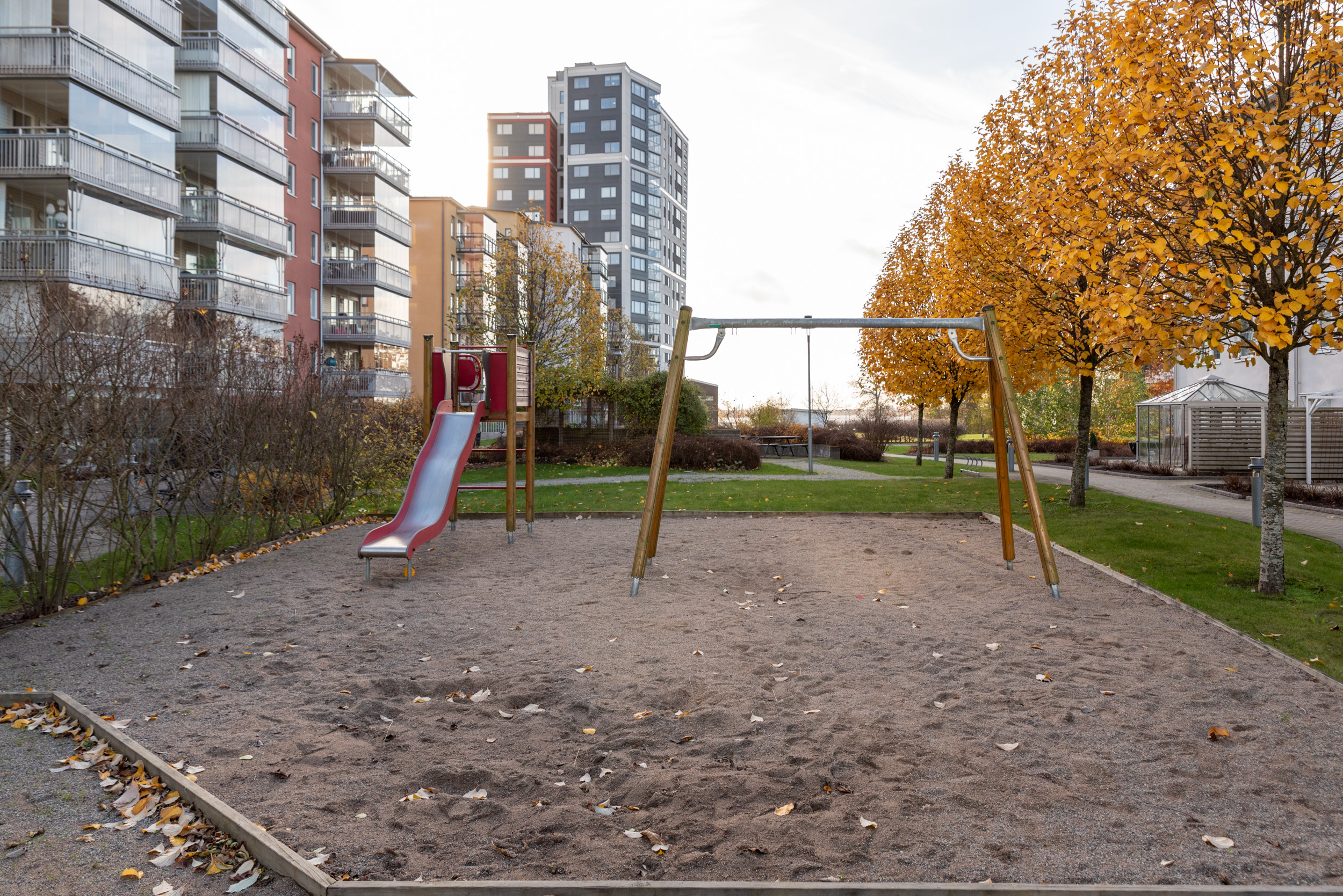 Bostadsbild från Öster Mälarstrands allé 130, Till salu i Öster Mälarstrand, Västerås