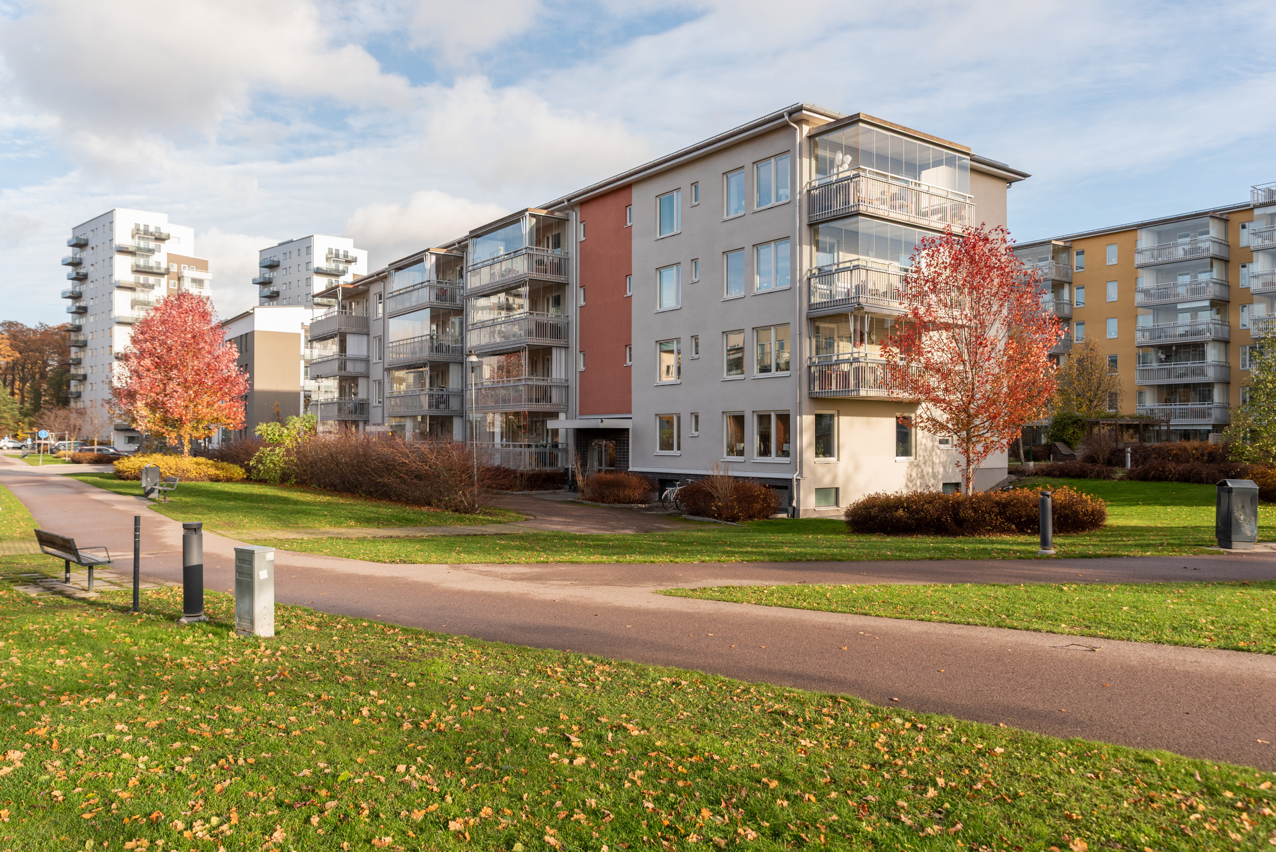 Bostadsbild från Öster Mälarstrands allé 130, Till salu i Öster Mälarstrand, Västerås