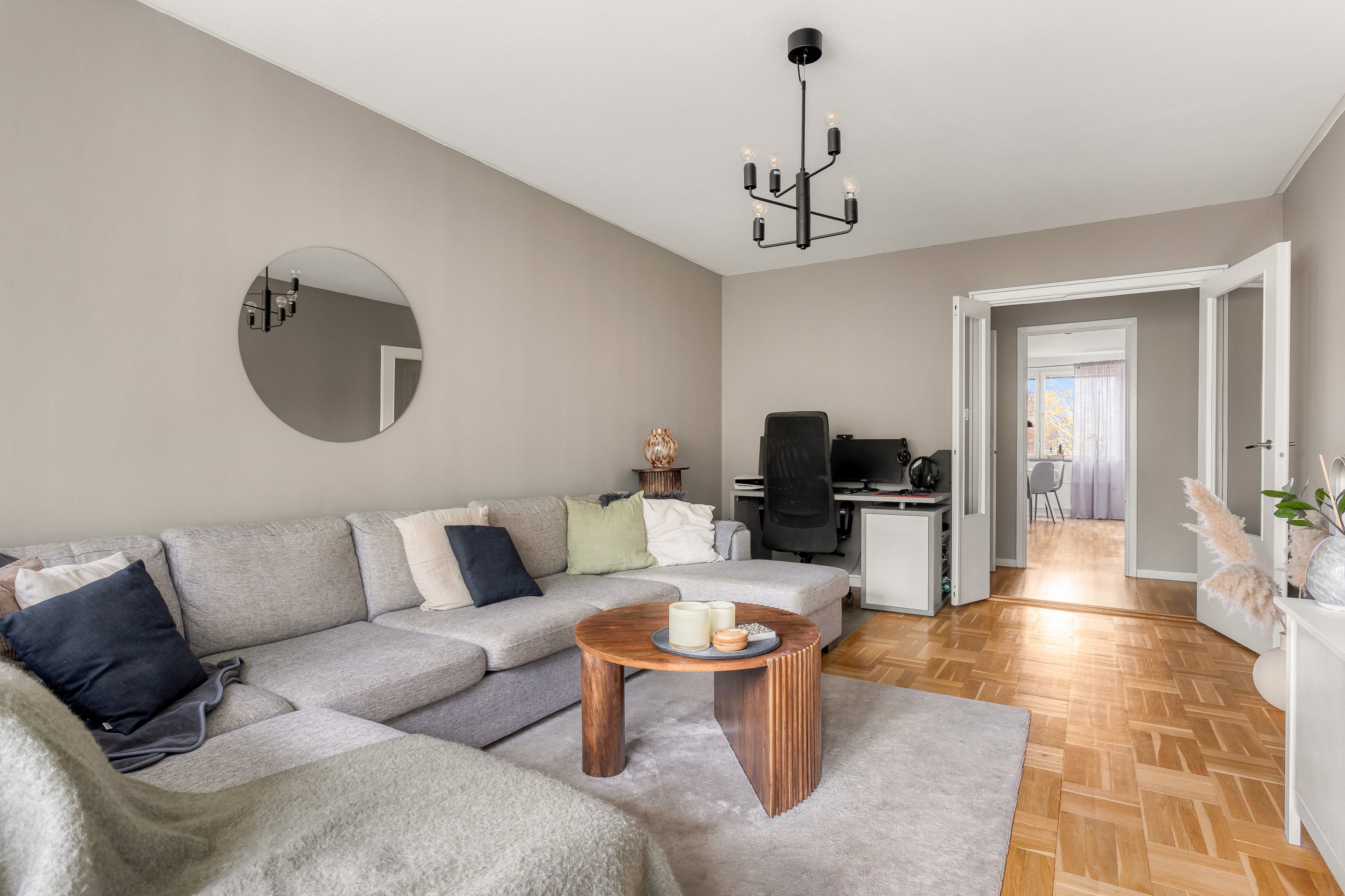 Bostadsbild från Logdansvägen 46, Till salu i Sundbyberg - Ör, Sundbyberg