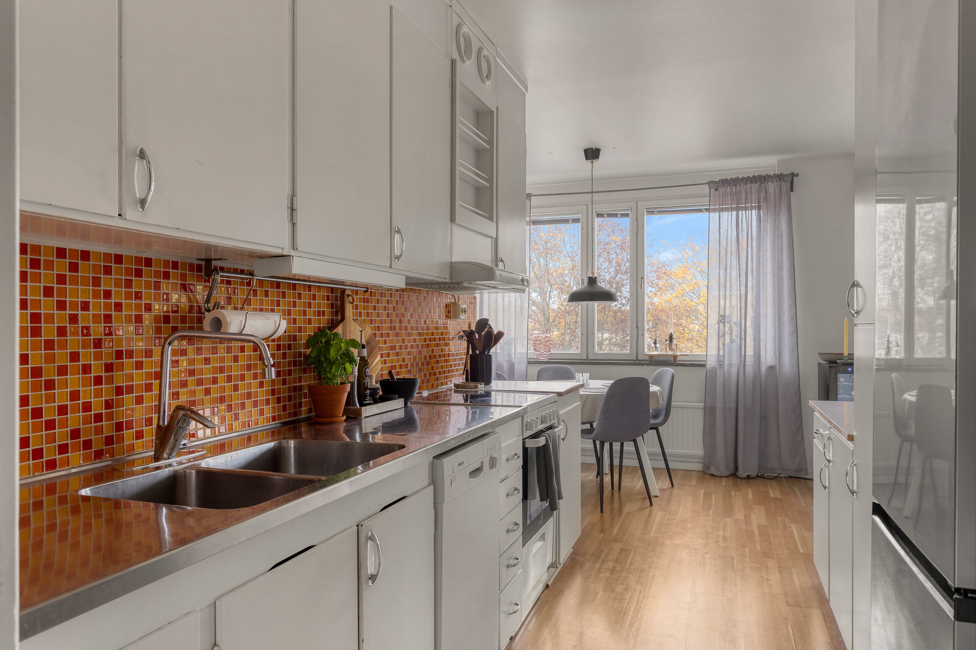 Bostadsbild från Logdansvägen 46, Till salu i Sundbyberg - Ör, Sundbyberg