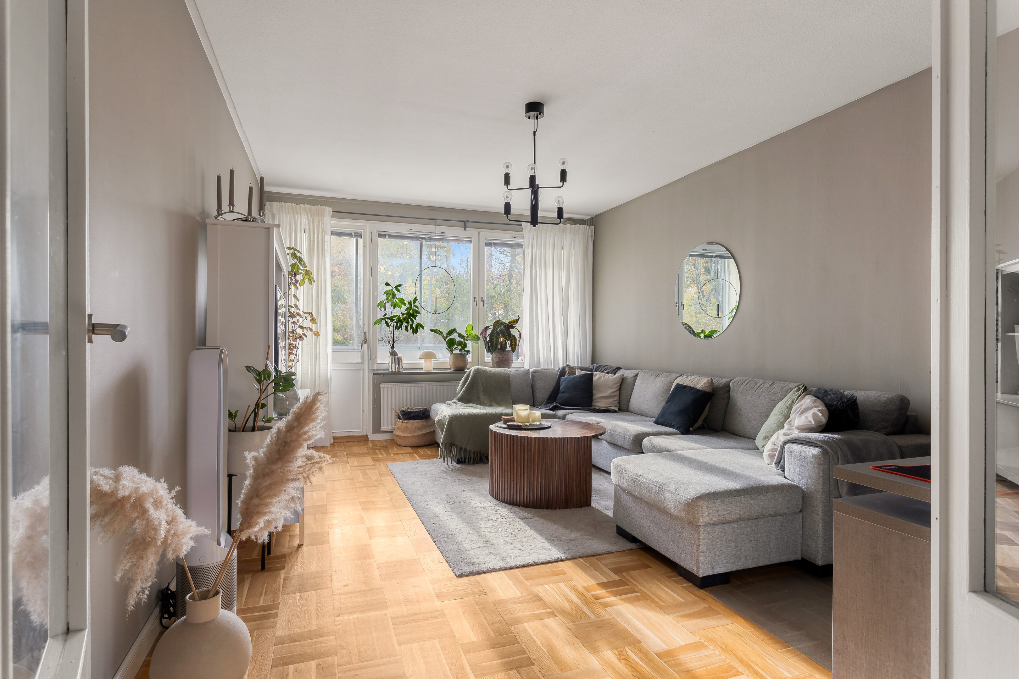 Bostadsbild från Logdansvägen 46, Till salu i Sundbyberg - Ör, Sundbyberg