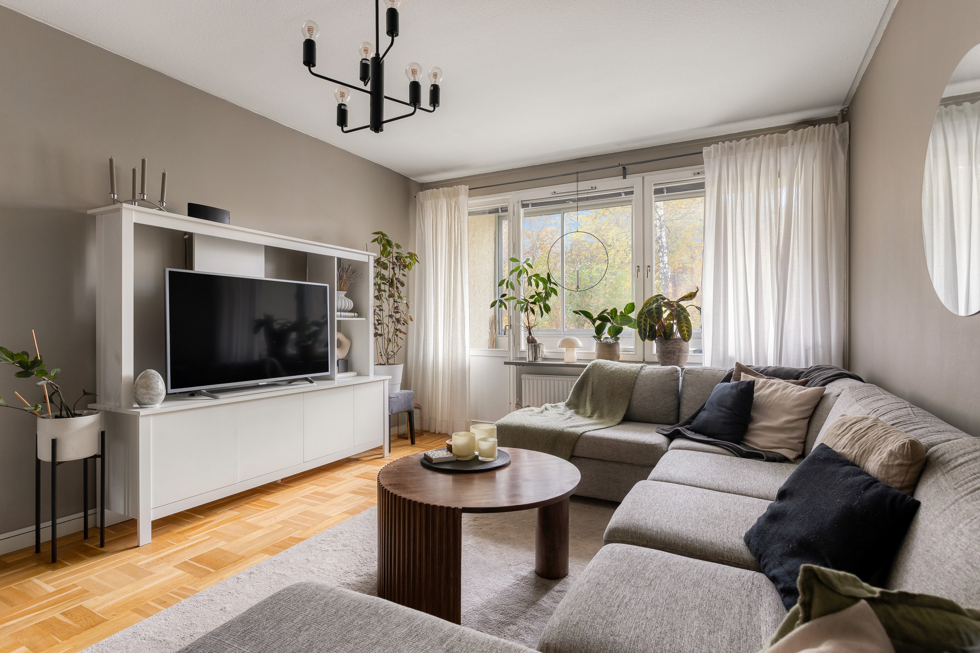 Bostadsbild från Logdansvägen 46, Till salu i Sundbyberg - Ör, Sundbyberg